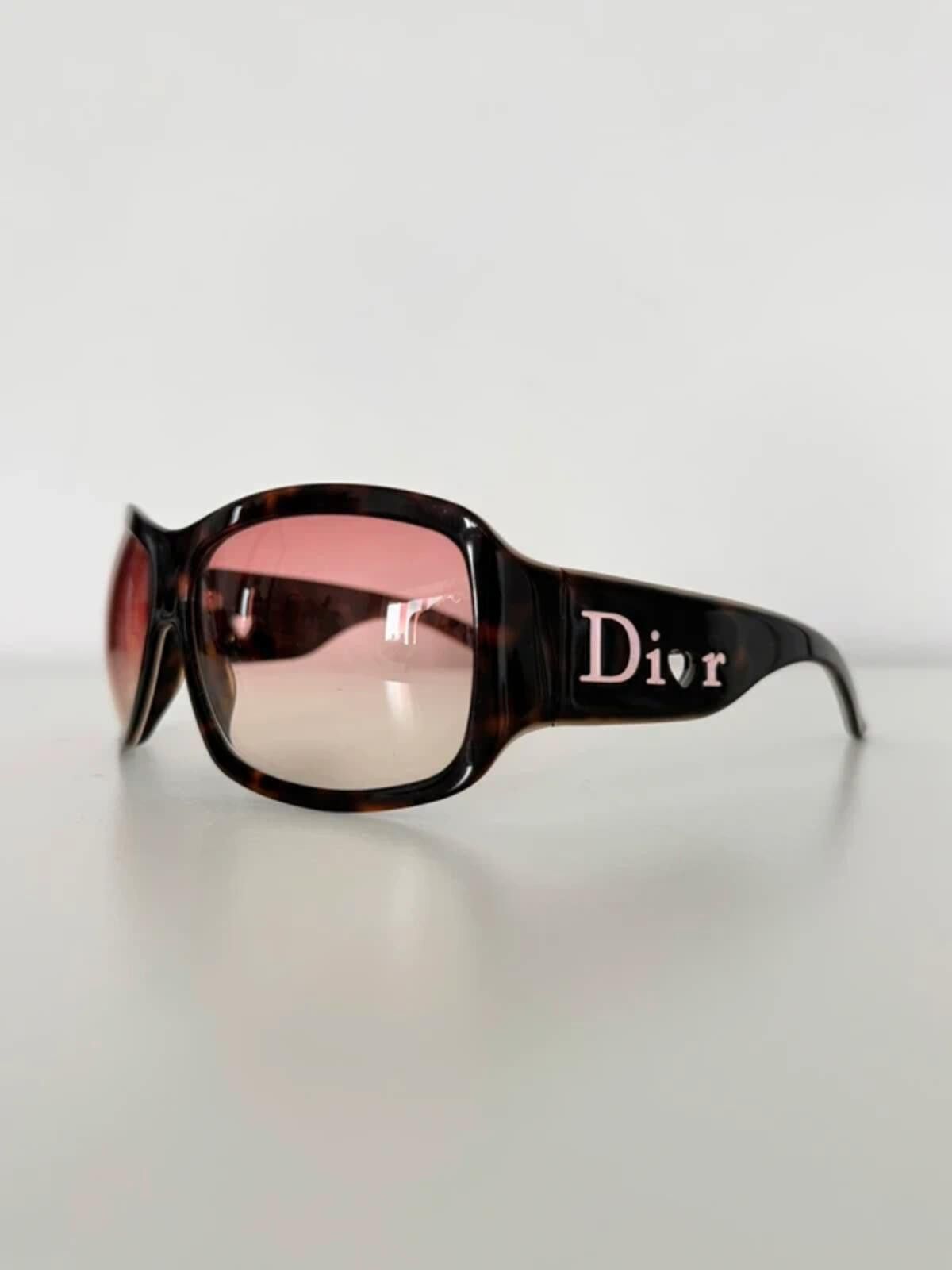 Dior Christian Dior “Lovingly Dior 1” Sunglasses Size ONE SIZE - 2 Thumbnail
