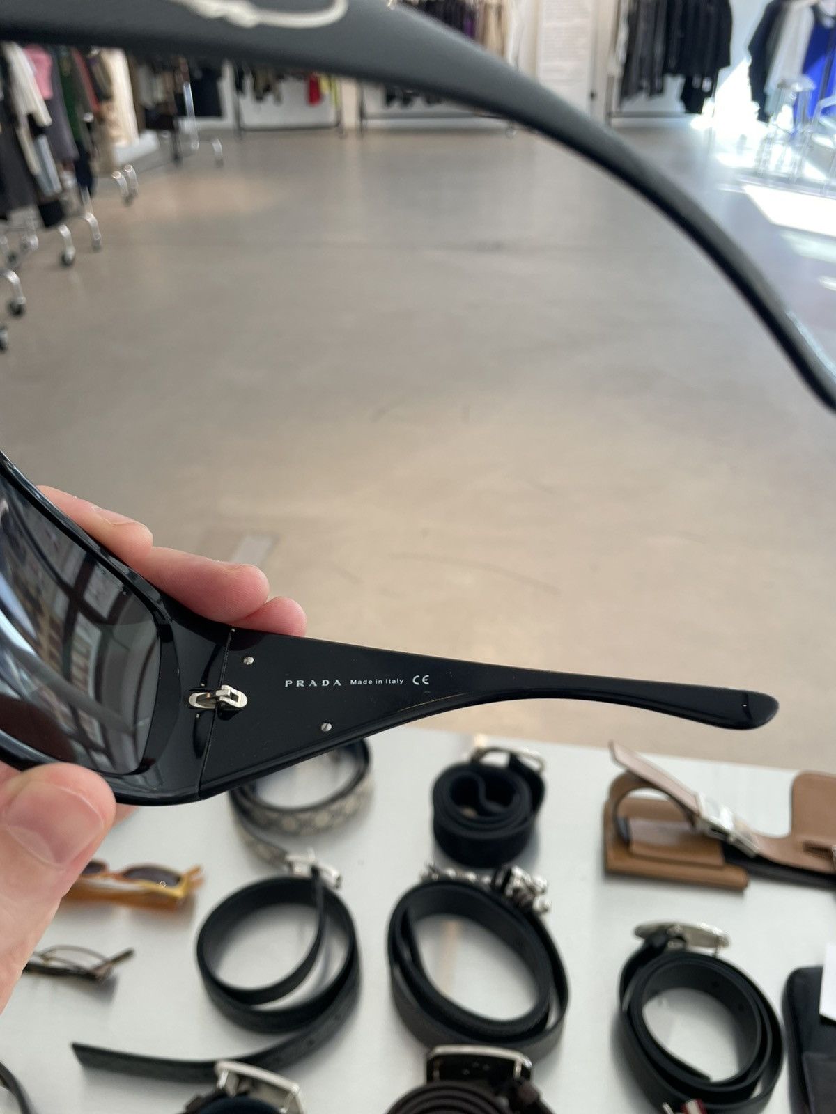 Prada Prada shied sunglasses Size ONE SIZE - 8 Thumbnail