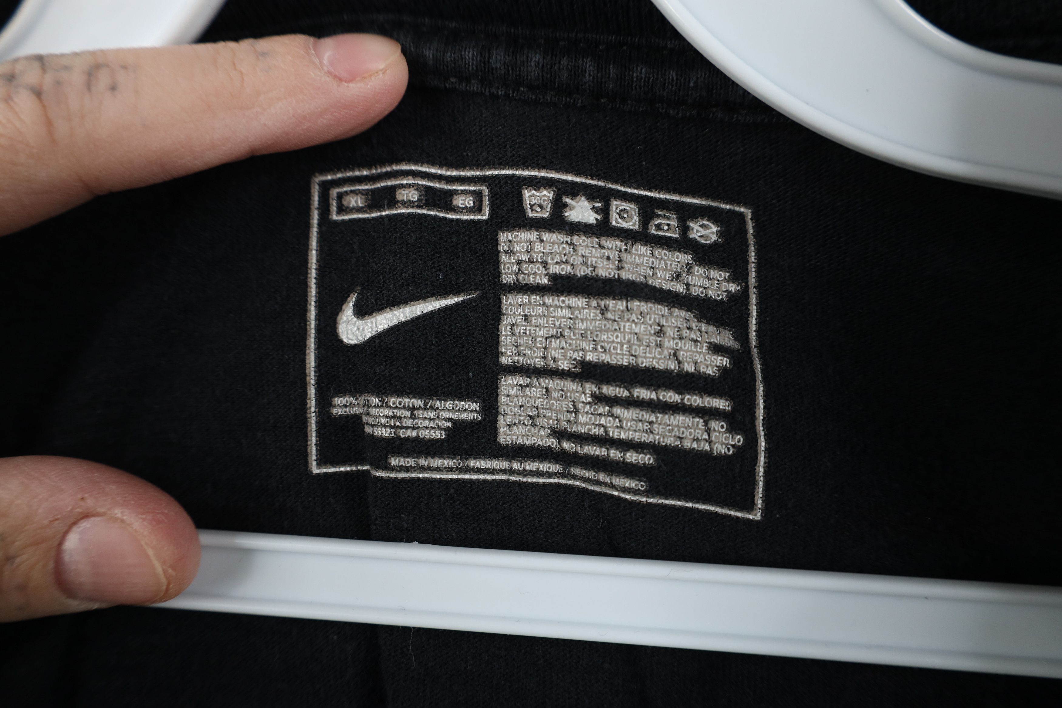 Nike Vintage Y2K Nike Mini Swoosh Block Letter T-Shirt Black Size US XL / EU 56 / 4 - 9 Thumbnail