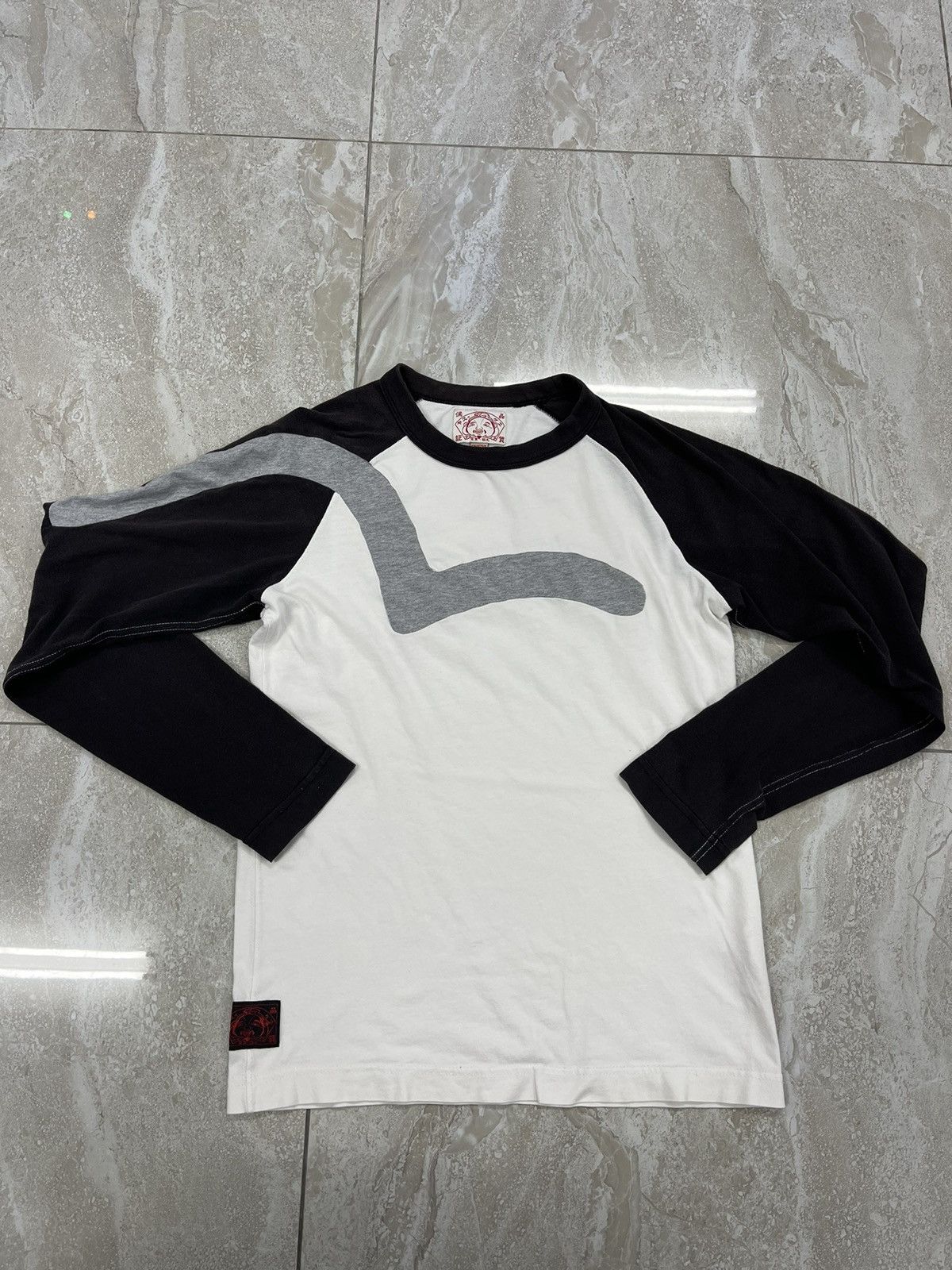 image of Vintage Raglan Evisu Big Logo Tee Very in Black/White, Men's (Size Small)