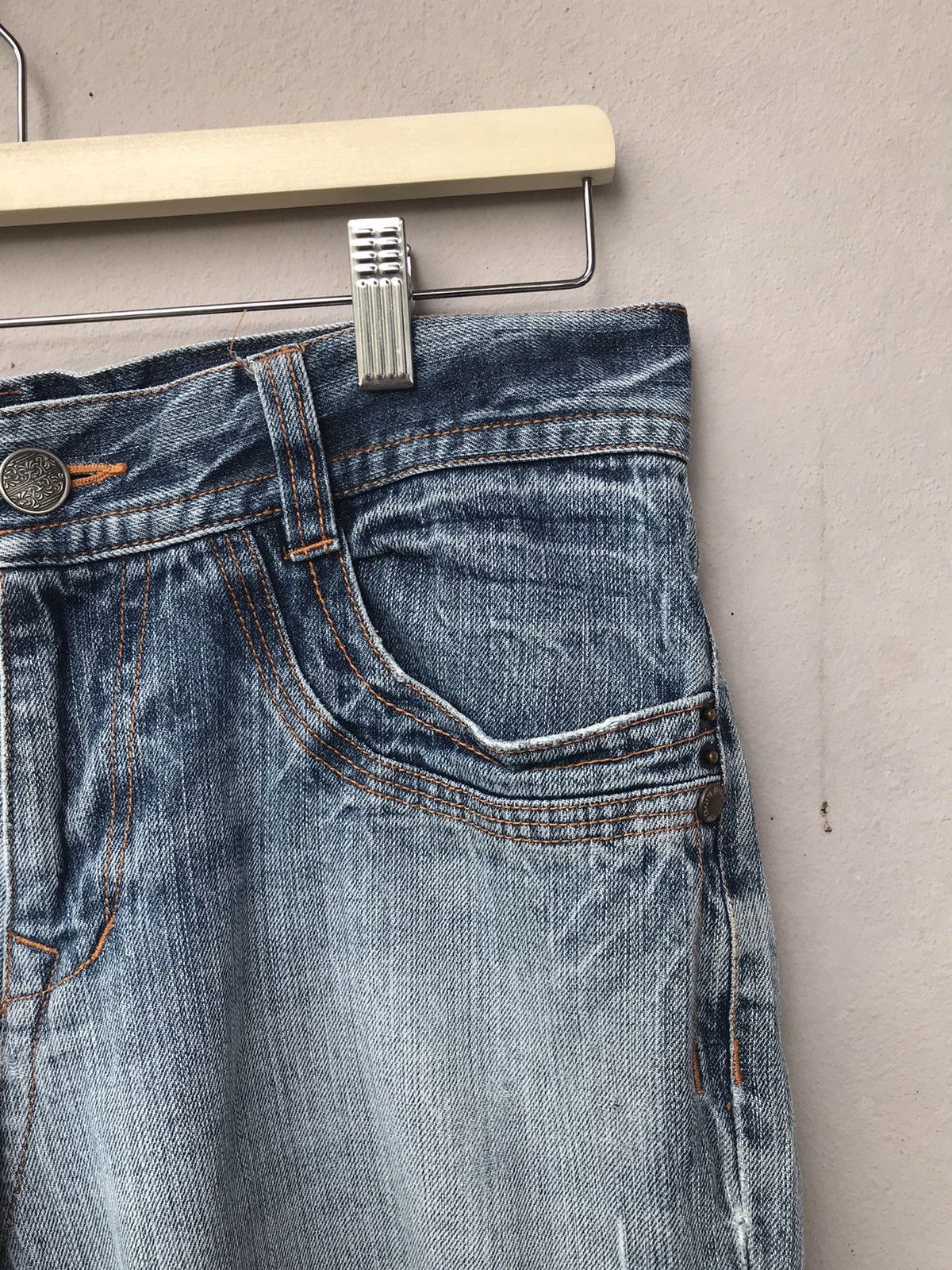 Vintage Vintage Distressed Japanese Brand Denim Pants Size US 33 - 2 Thumbnail