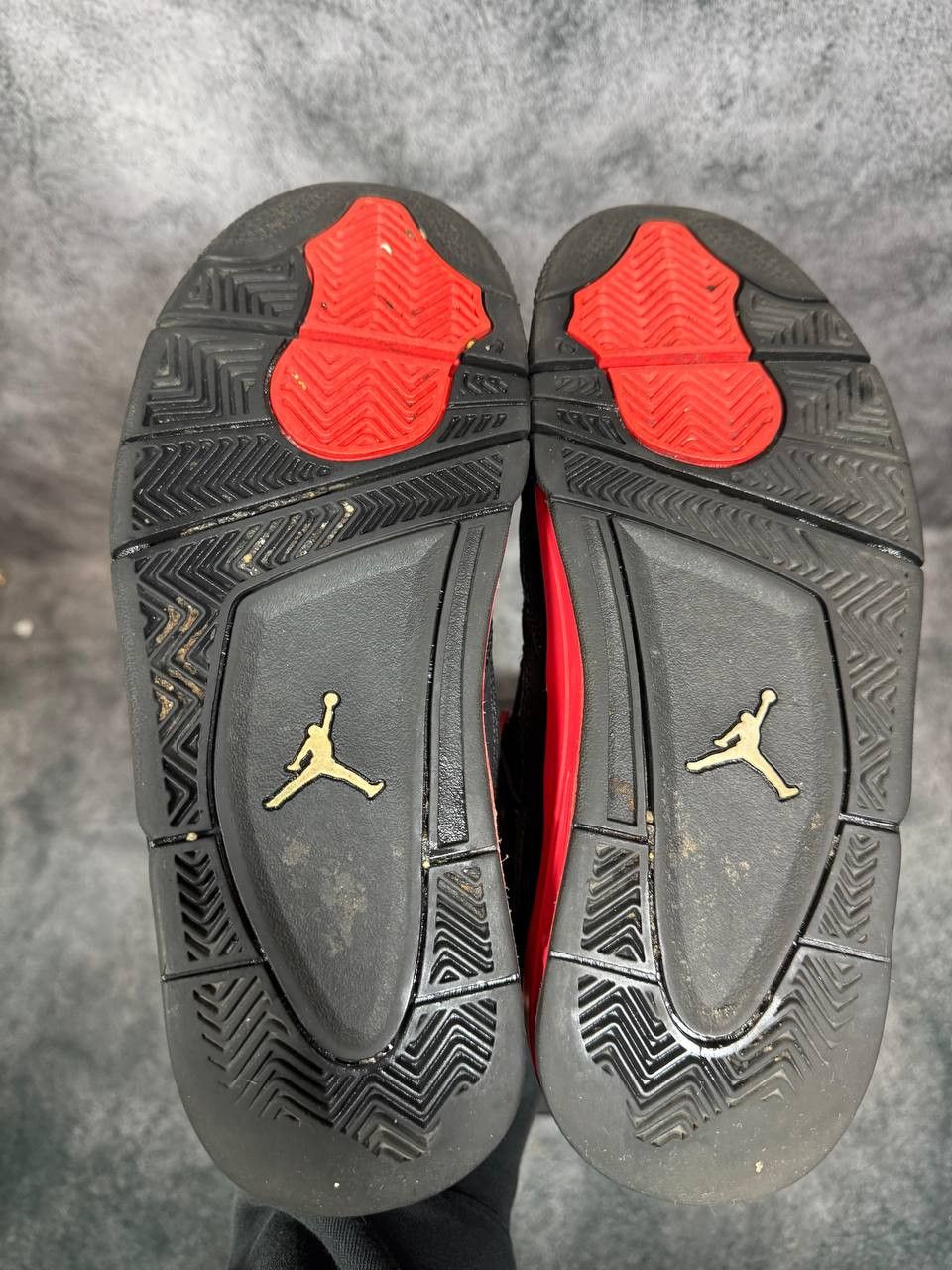 Jordan Brand Size 6.5Y | Jordan 4 Red Thunder With Box | Pre-Owned Size US 6.5 / EU 39-40 - 5 Thumbnail