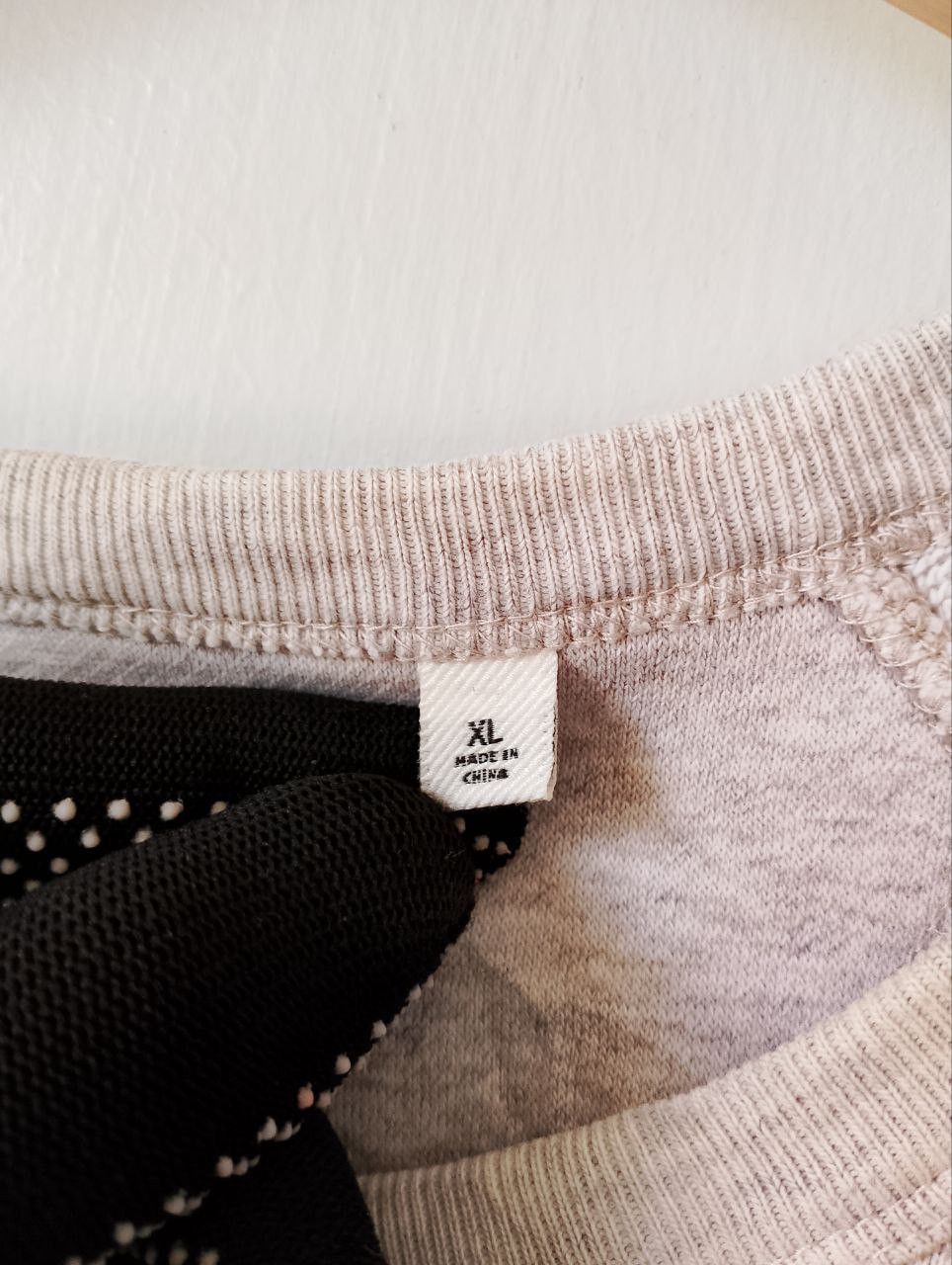 Uniqlo UNIQLO Japan Plain White Cream Sweatshirt Size US XL / EU 56 / 4 - 8 Thumbnail