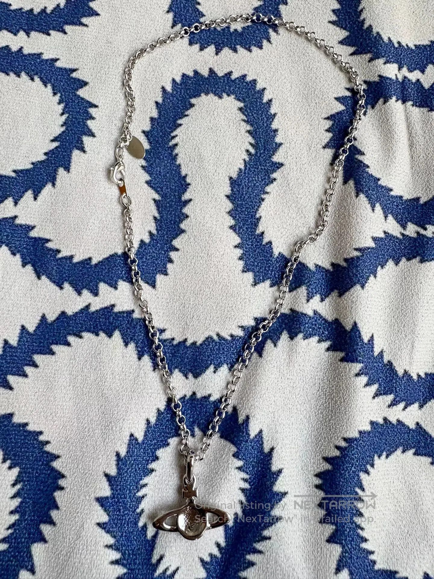 Vivienne Westwood Vivienne Westwood Silver Saturn Necklace. Size ONE SIZE - 7 Thumbnail