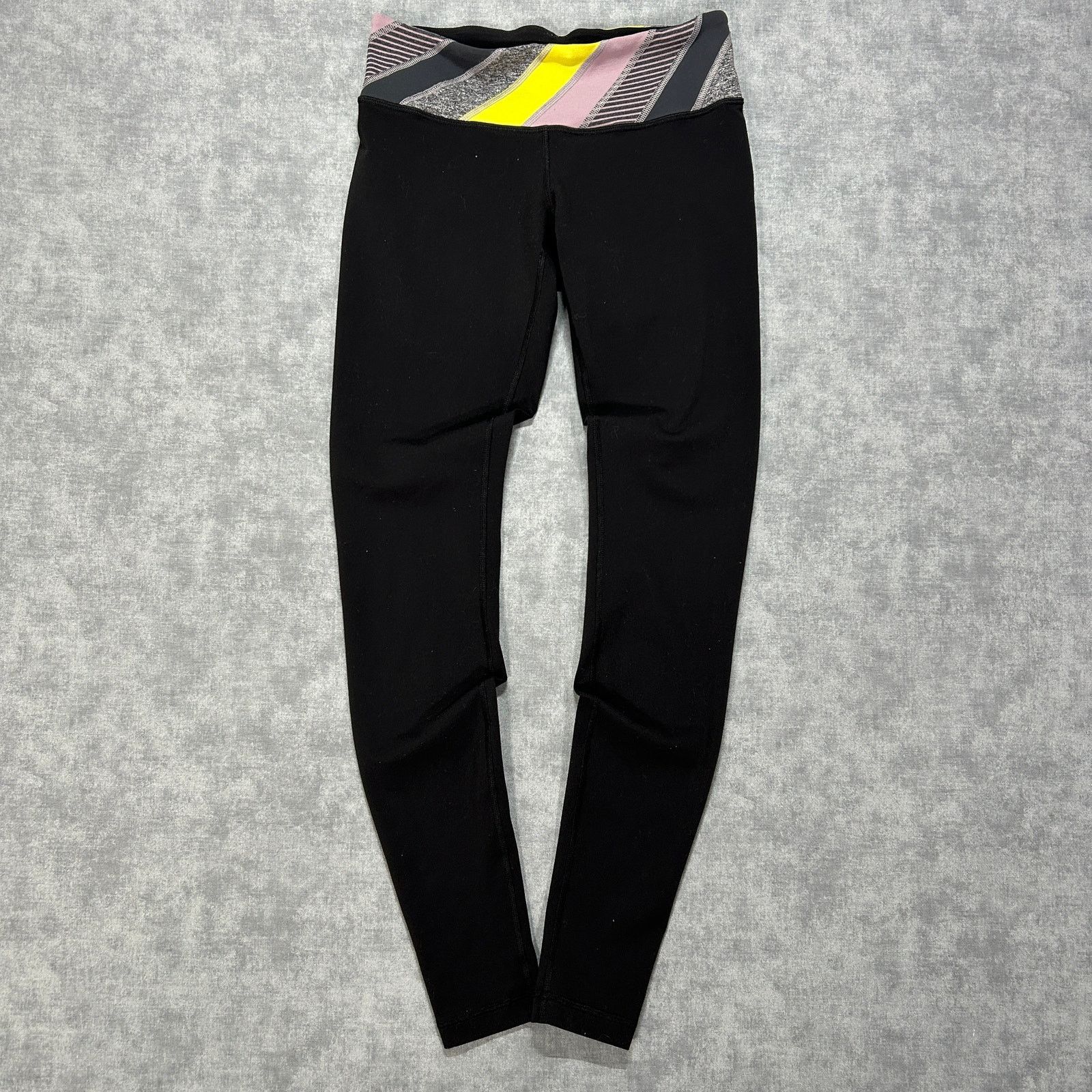 Lululemon Lululemon Wunder Under Reversible ankle leggings active wm 6 Size 28" / US 6 / IT 42 - 1 Thumbnail