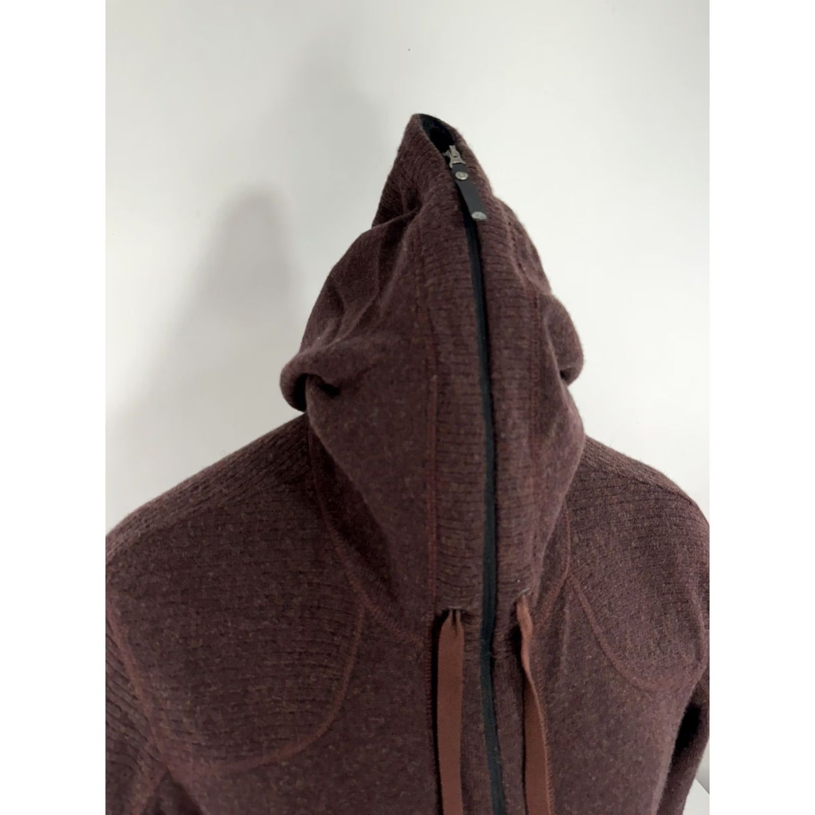 Mountain Hardwear Item Specifications: Brand: Coffee Shop Size US L / EU 52-54 / 3 - 2 Thumbnail