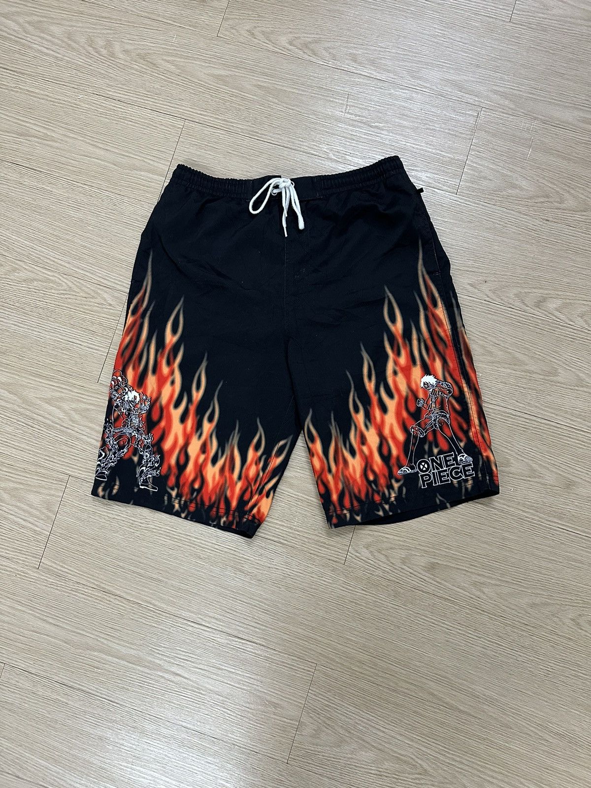 Anime × Vintage Rare And Beautiful One Piece Flame Comic Design Board Shorts Size US 32 / EU 48 - 3 Thumbnail