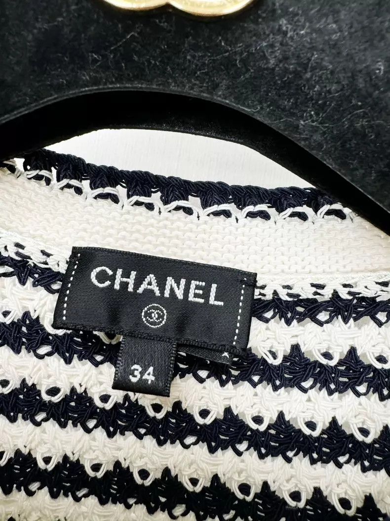 Chanel Chanel Black and white striped vest Size XXS / US 00 / IT 34 - 2 Thumbnail