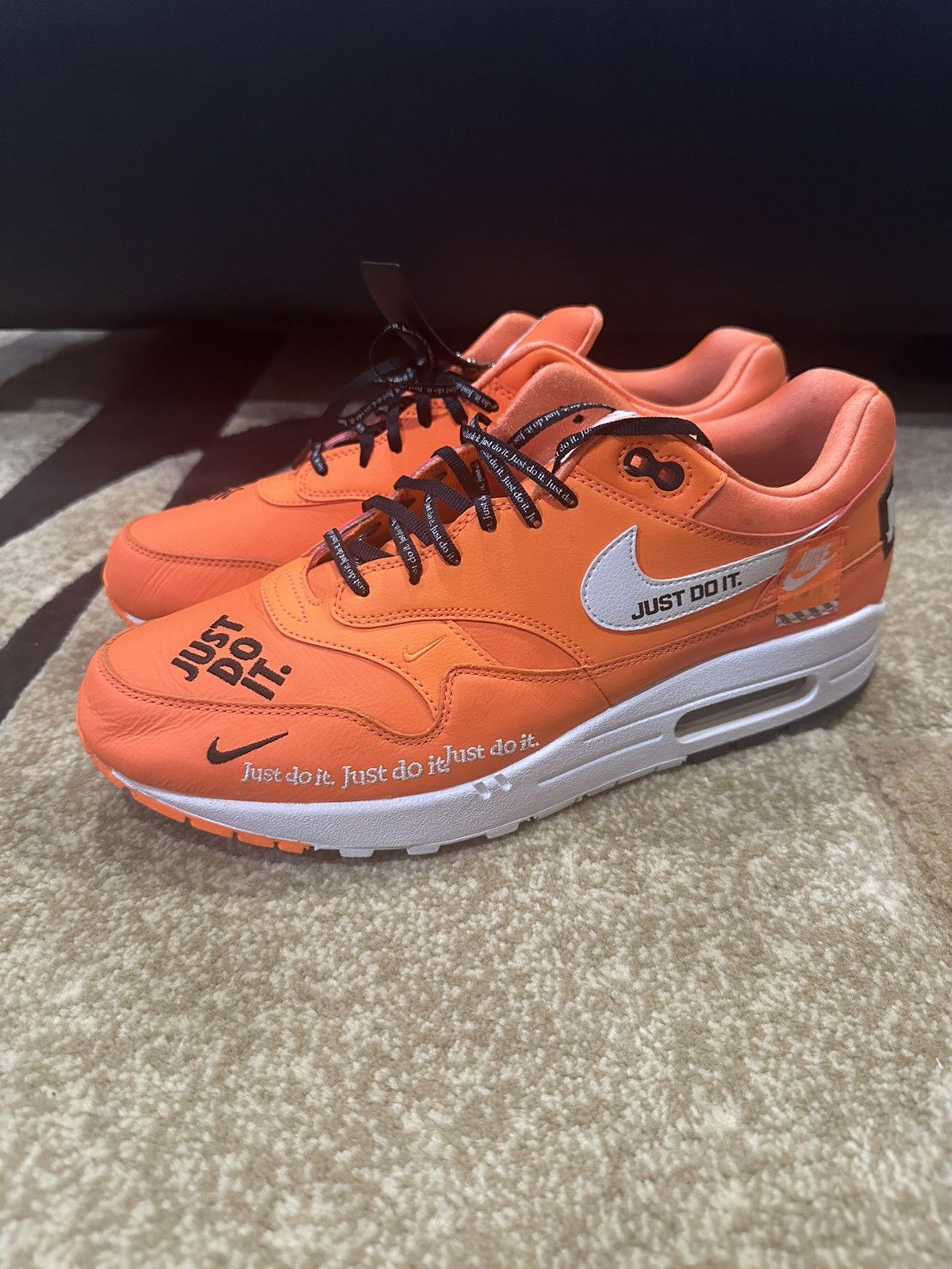 Nike Nike Just Do It Pack Air Max 1 Sz 11 GREAT CONDITION NO BOX Size US 11 / EU 44 - 2 Thumbnail