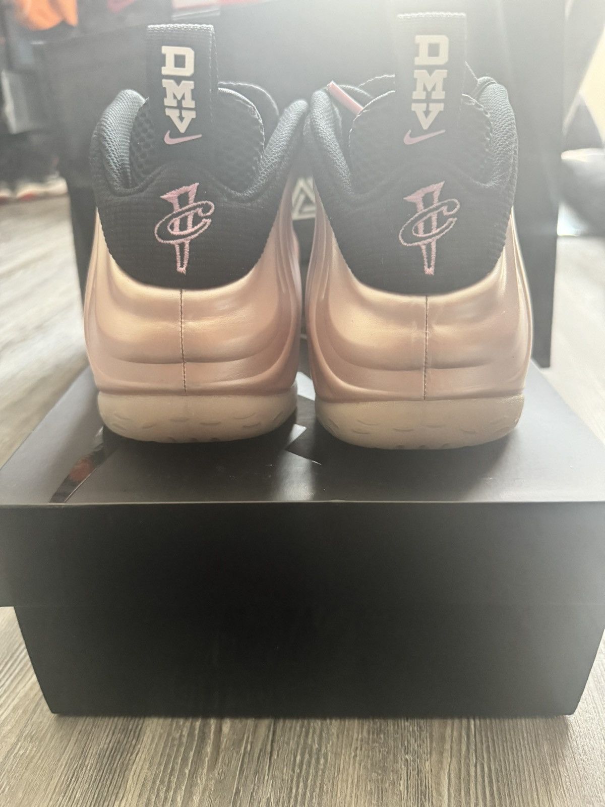 Nike Nike Air Foamposite Cherry Blossom “DMV” Size US 9.5 / EU 42-43 - 3 Thumbnail