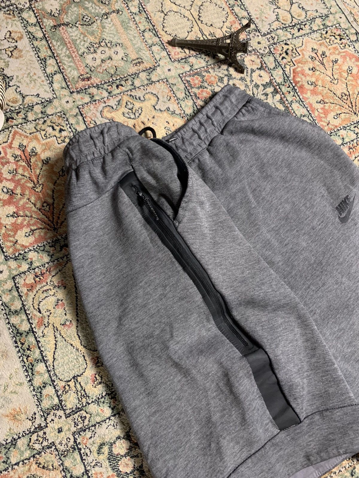 Nike × Vintage Nike Tech Fleece Y2K shorts Size US 34 / EU 50 - 5 Thumbnail