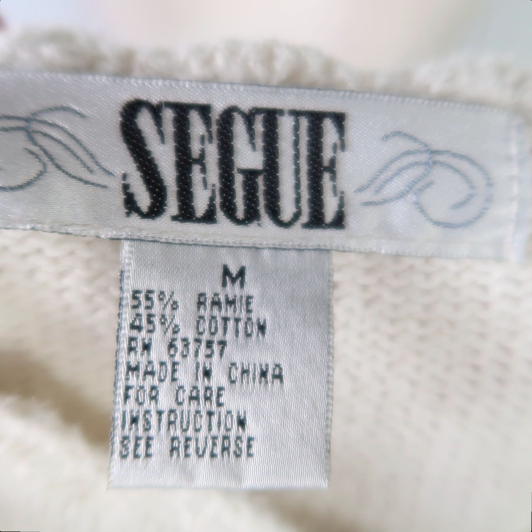 Vintage VINTAGE Segue White Cotton Knit Sweater Floral Embroidery M Womens Pullover Long Sleeve 90s Spring Fall Summer Casual Size M / US 6-8 / IT 42-44 - 5 Thumbnail