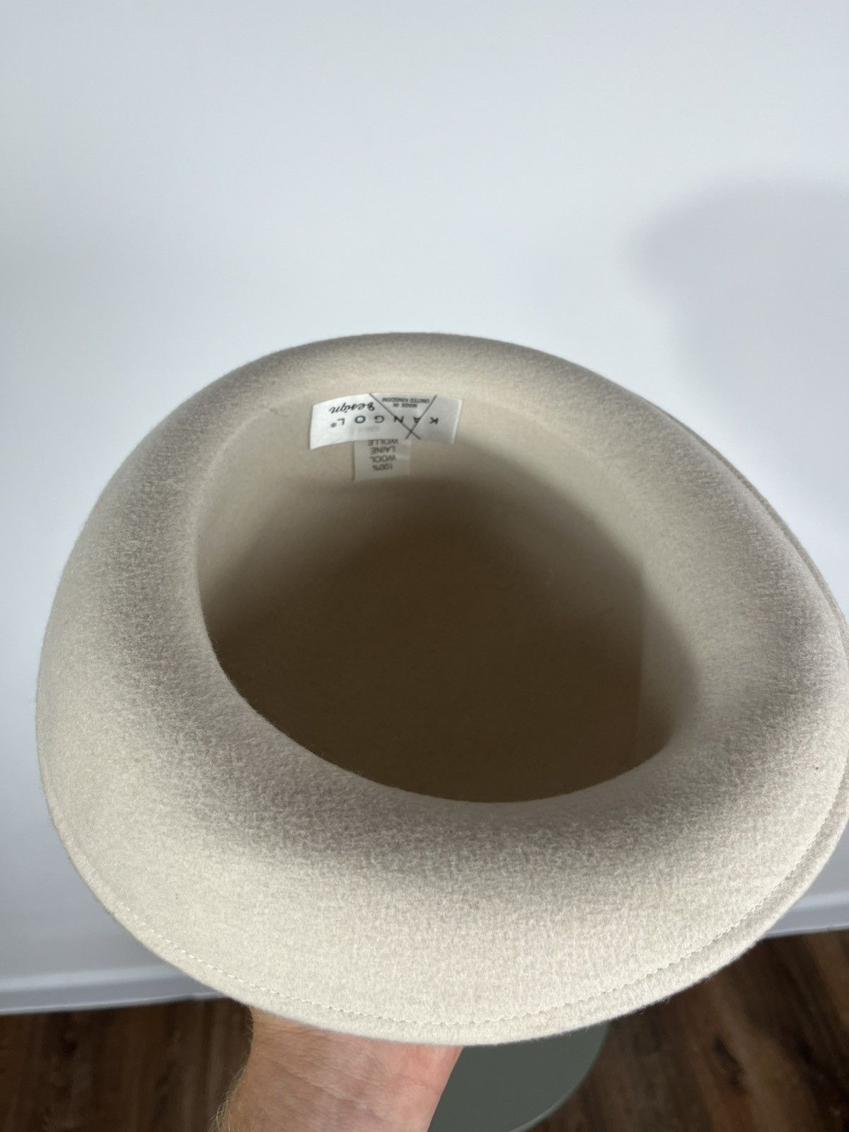 Kangol Vintage Kangol Beige Wool Felt Hat Velvet Bow Fruit Trim Size ONE SIZE - 11 Thumbnail