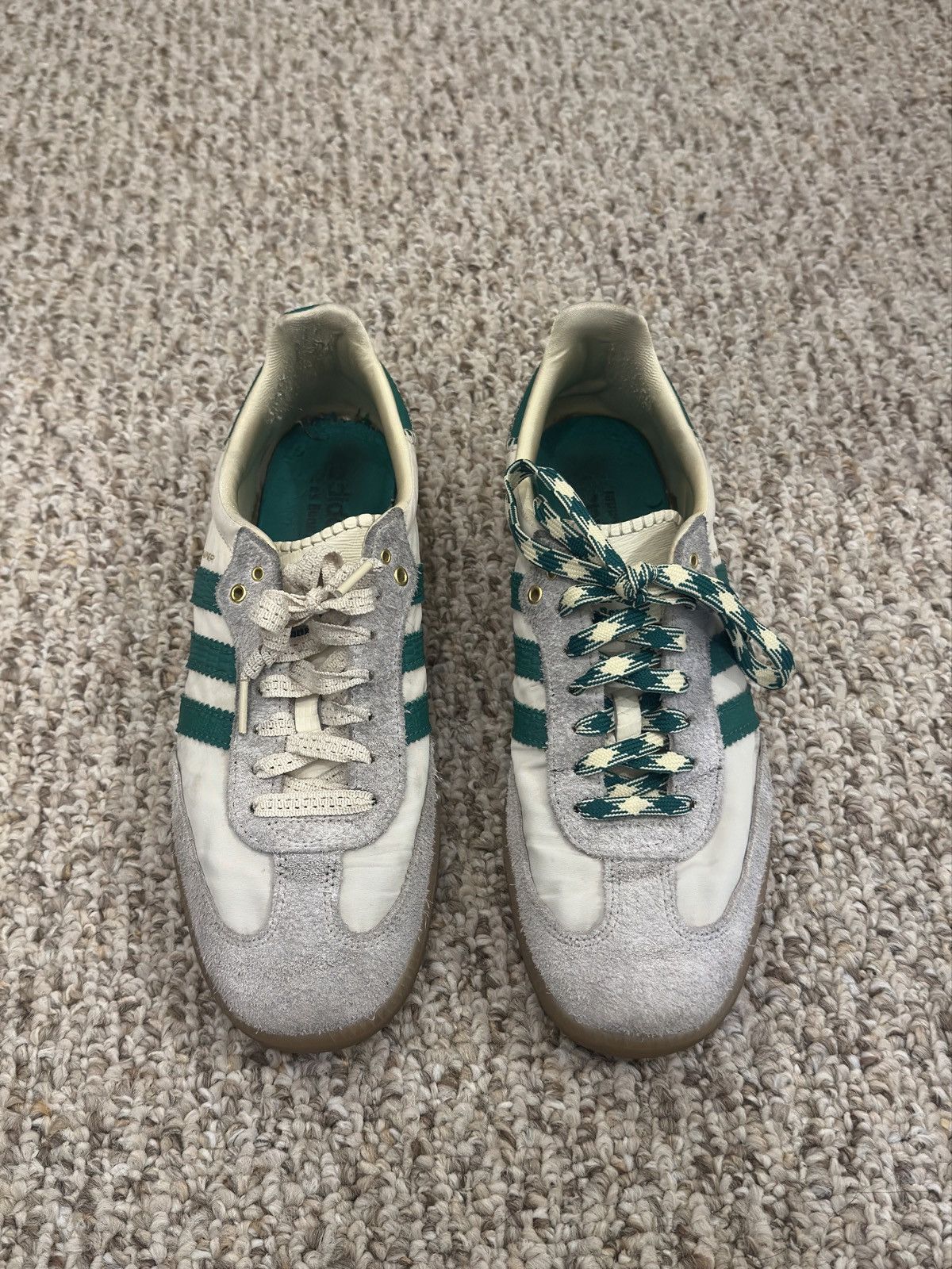 adidas gazelle silver green womens adidas Samba OG in Green for Women | Retro Football Sneakers | 3 UK - 35 1/3 EU main image 1