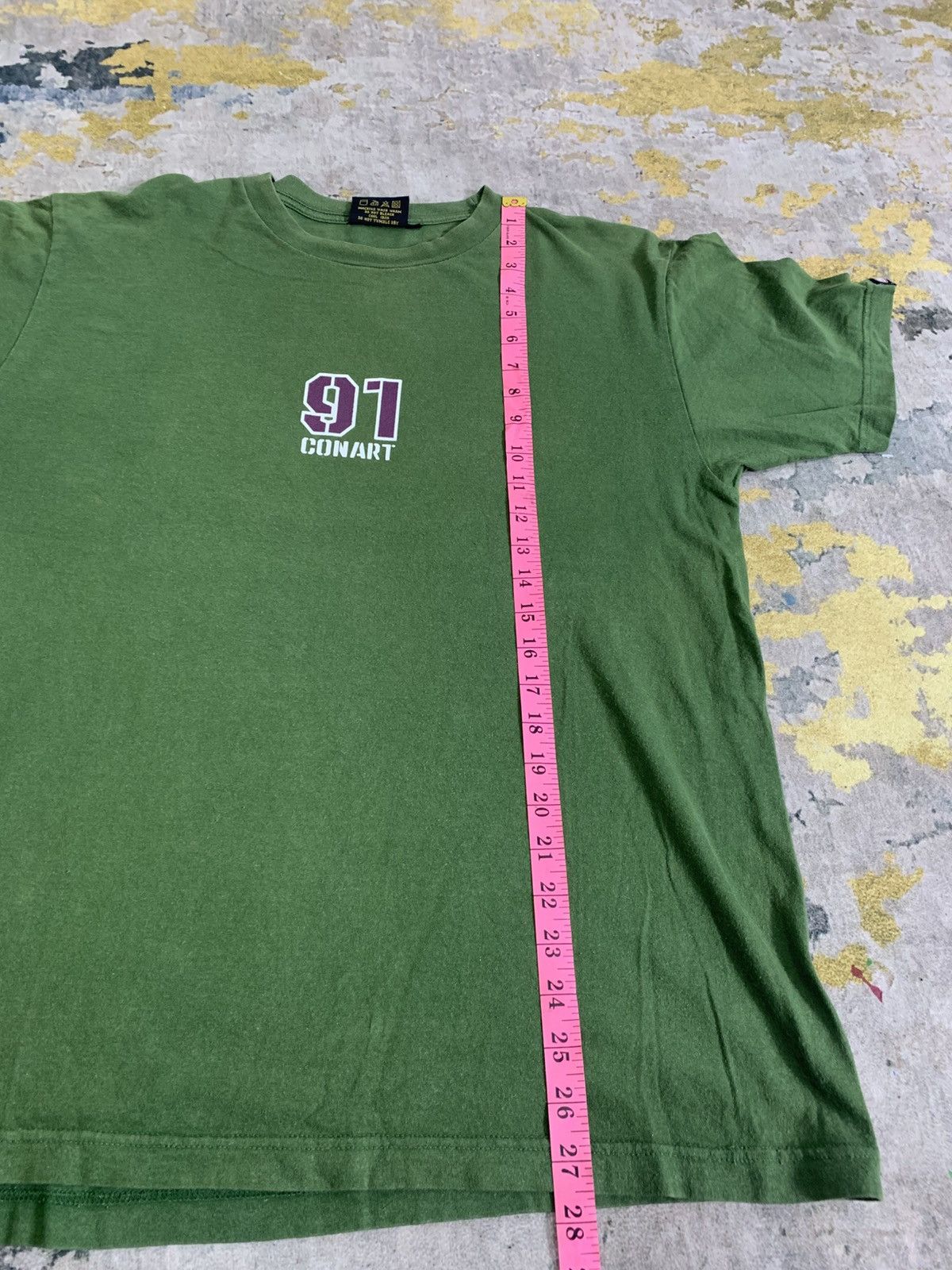Japanese Brand Vintage 1990’s Con Art Skate T-shirt Size US L / EU 52-54 / 3 - 11 Thumbnail