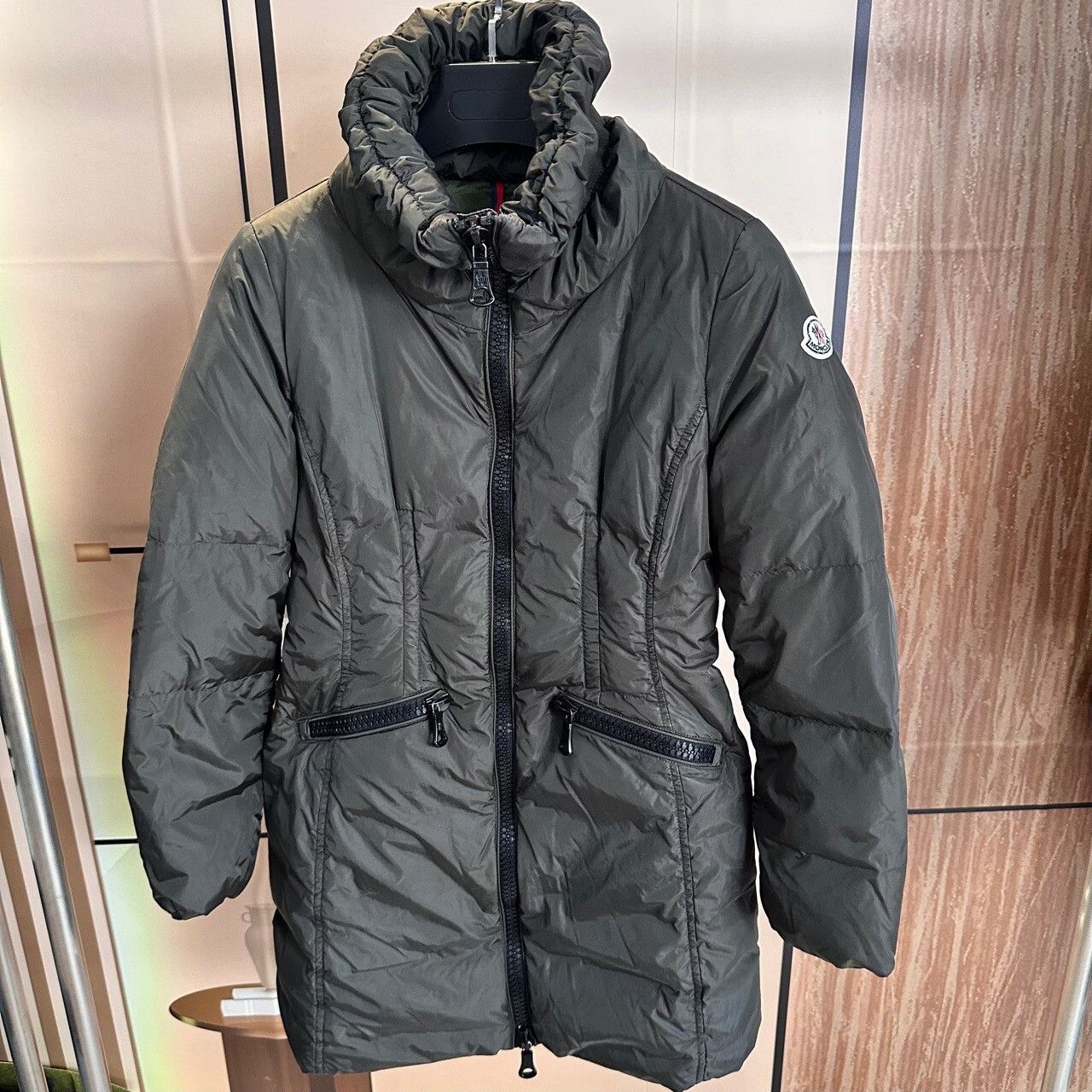 Moncler Moncler Down Long Green Down Jacket XS Women Size XS / US 0-2 / IT 36-38 - 1 Thumbnail