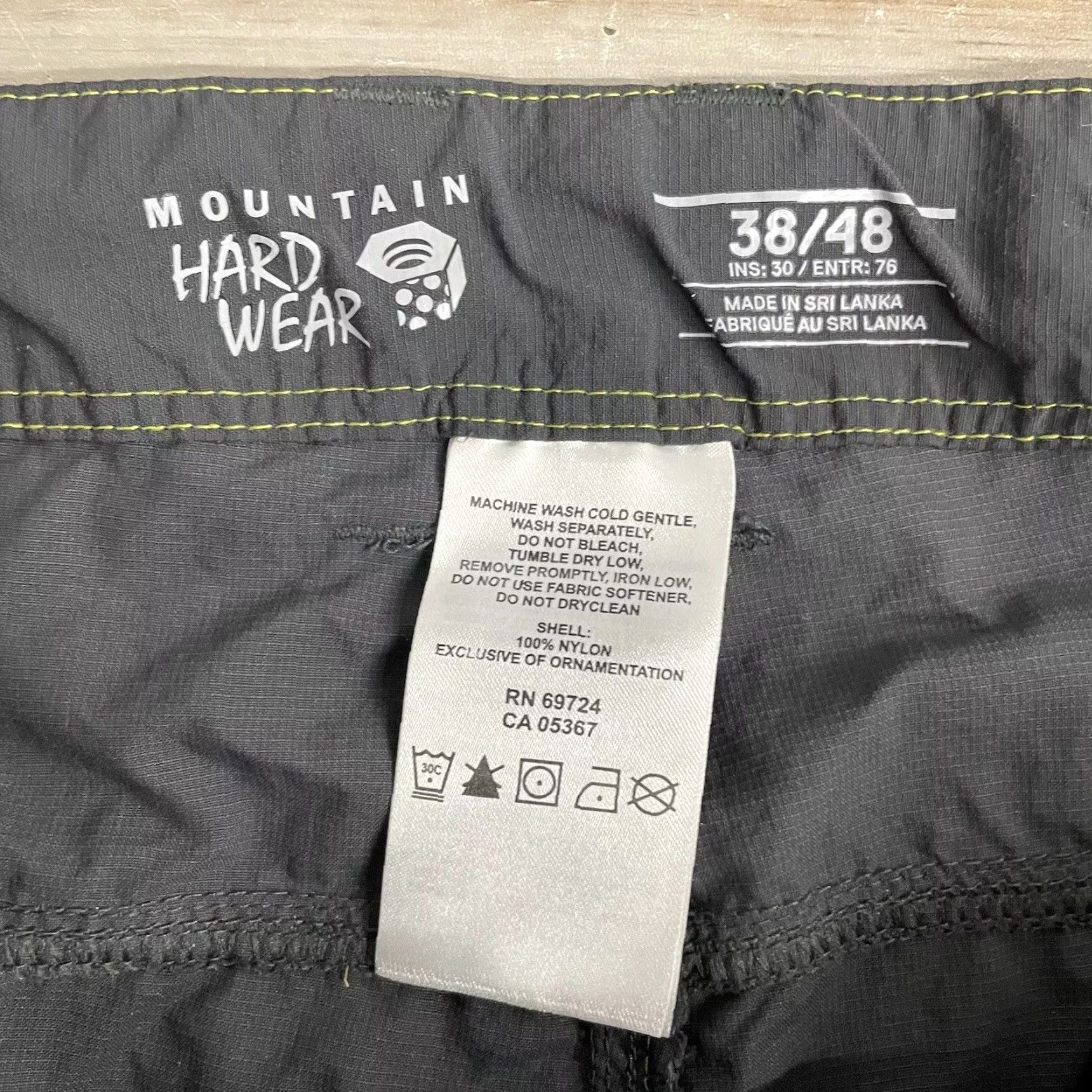 Mountain Hardwear Mountain Hardwear Pants Mens 38x30 Nylon Gray Chino Mountain Hardwear 100% Nylon Pants Mens Size 38x30 Size US 38 / EU 54 - 4 Thumbnail