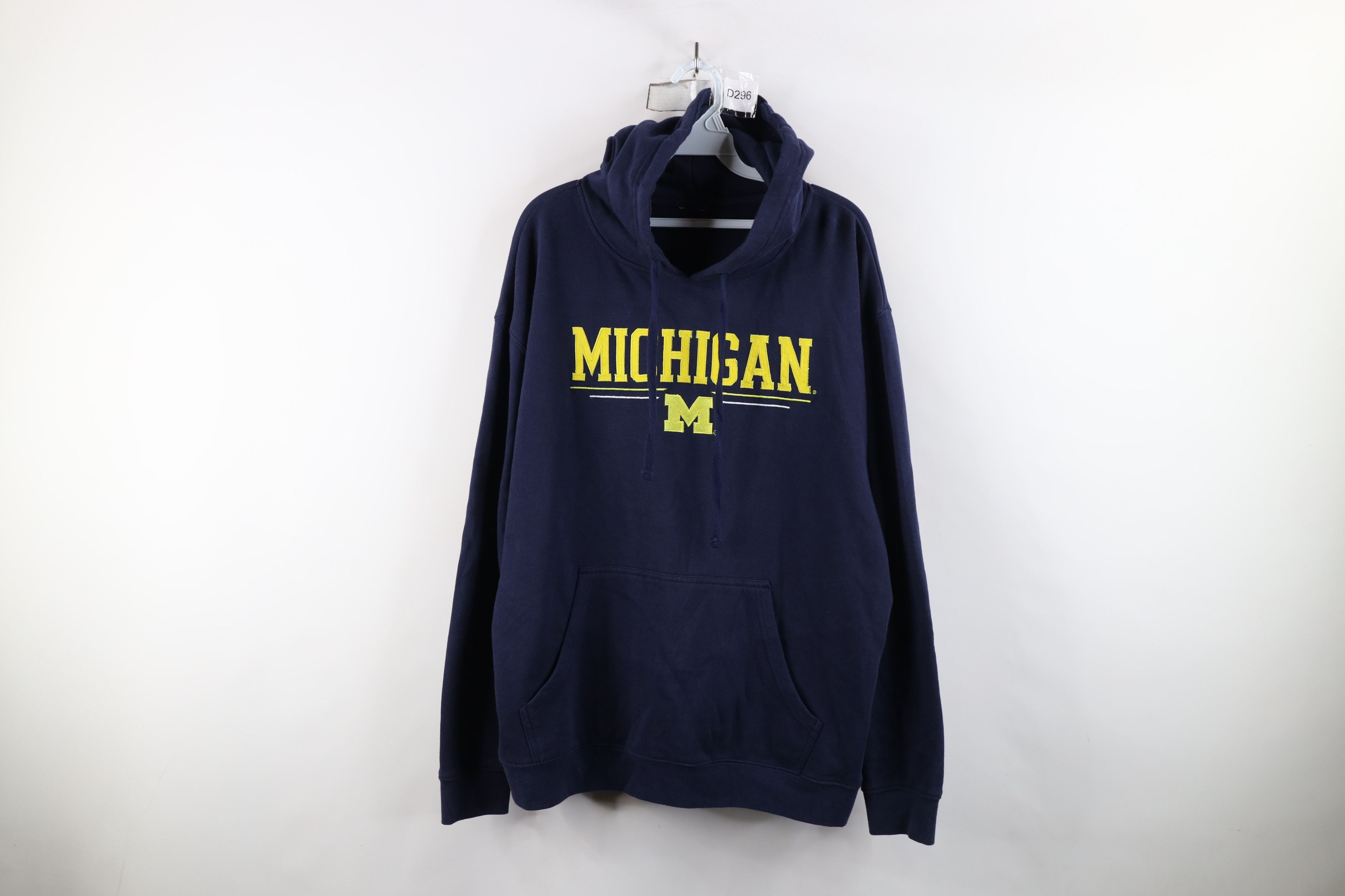 Vintage Vintage Faded University of Michigan Hoodie Sweatshirt Blue Size US L / EU 52-54 / 3 - 1 Thumbnail