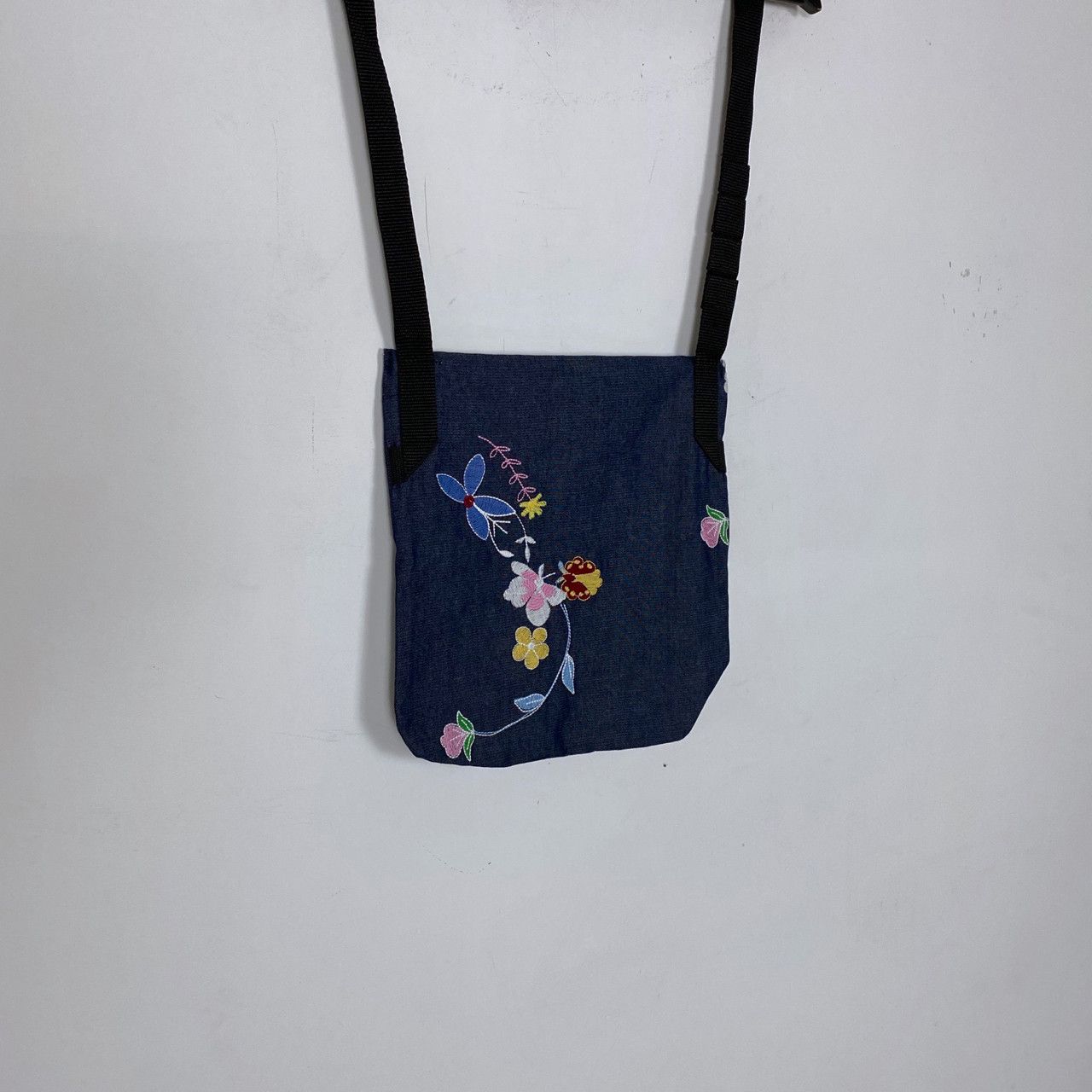 Engineered Garments INDIGO DENIM FLORAL EMBROIDERY SHOULDER POUCH Size ONE SIZE - 4 Thumbnail