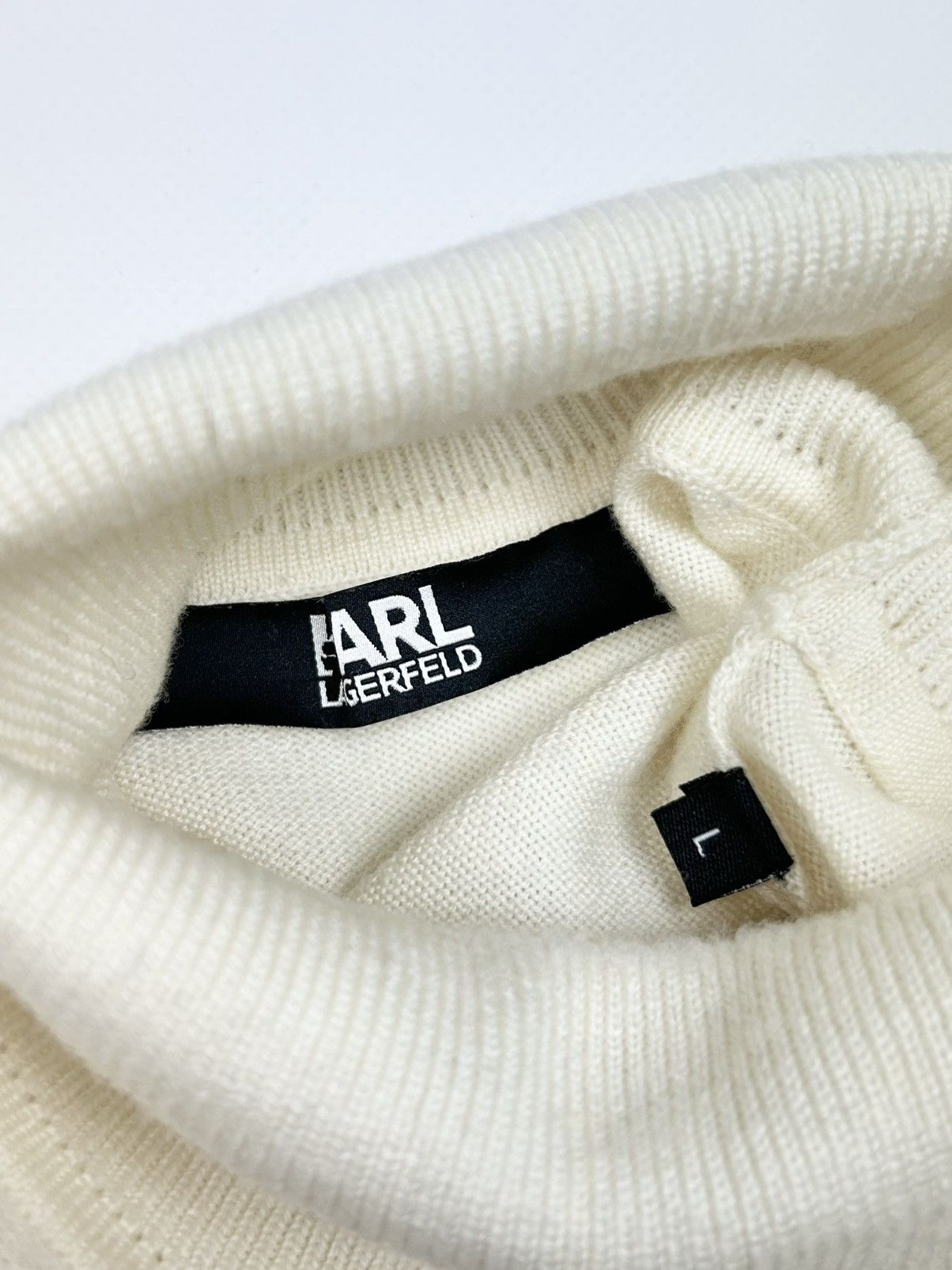 Chanel Rare Karl Lagerfeld Wool Monogram Logo Sweater Size US L / EU 52-54 / 3 - 10 Thumbnail