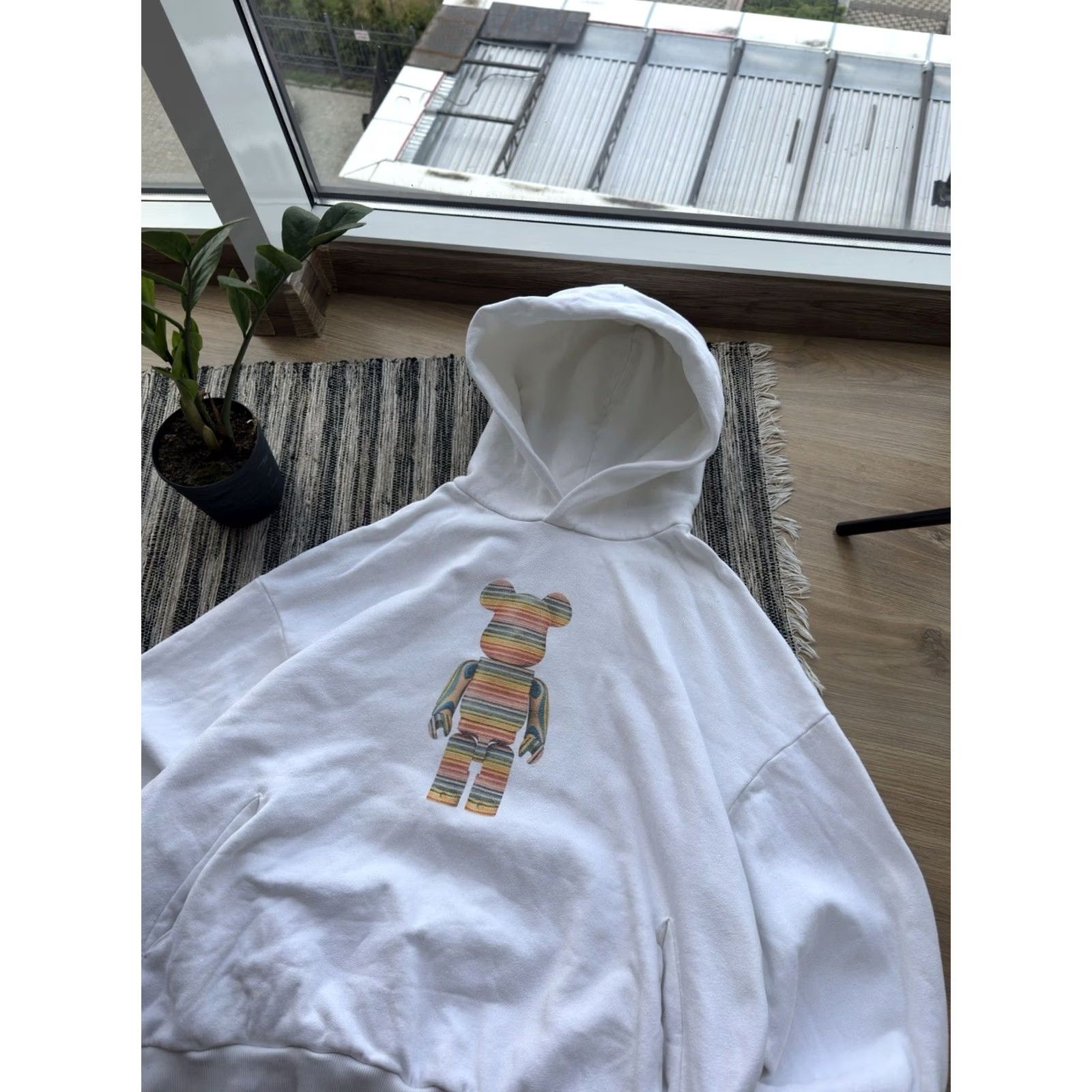 Pangaia VINTAGE Pangaia Hoodie Logo Be@rbrick Big Oversized White 2XL Mens Size US XXL / EU 58 / 5 - 5 Thumbnail