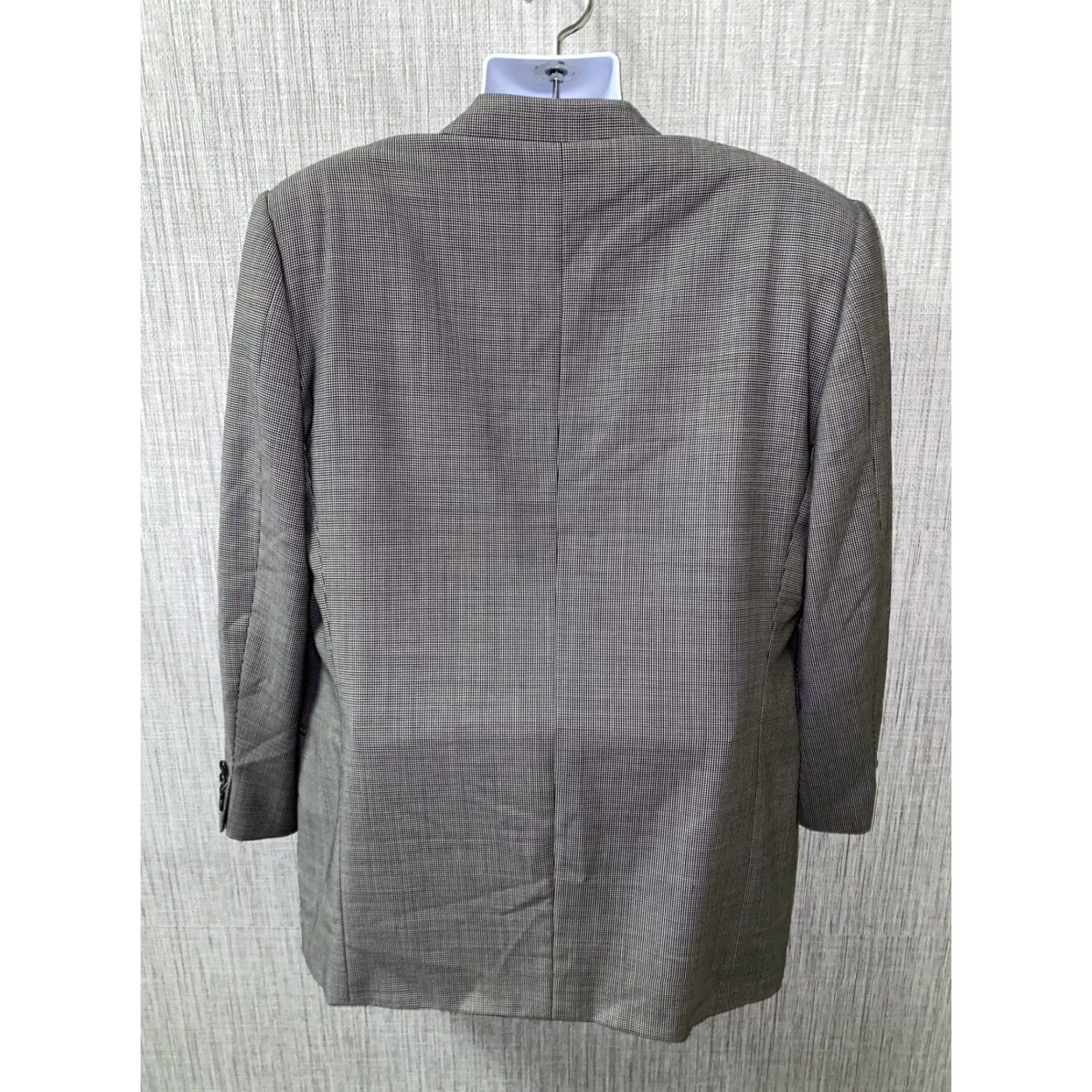 Ermenegildo Zegna Ermenegildo Zegna Sport Coat Jacket Coat Mens Gray Wool 54R 3 Button Swiss Made Regular Length Coat Size US L / EU 52-54 / 3 - 4 Thumbnail