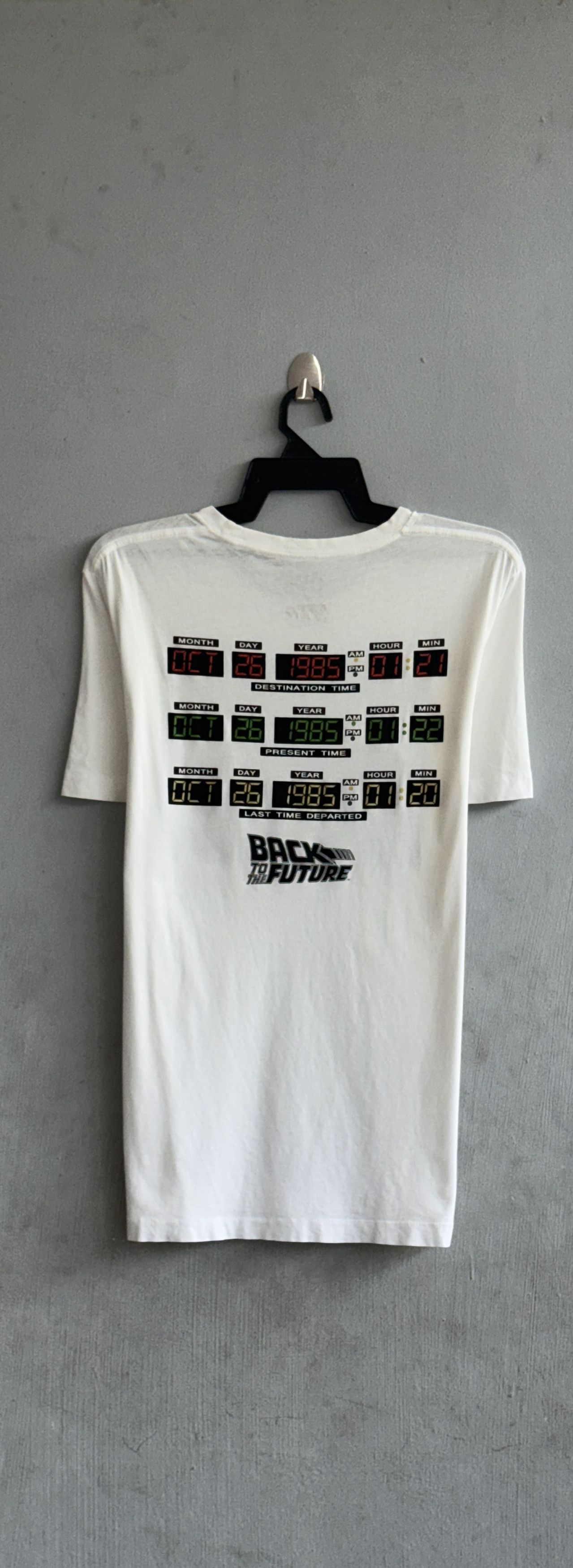 Uniqlo Back To The Future Movie T-Shirt Size US M / EU 48-50 / 2 - 4 Thumbnail