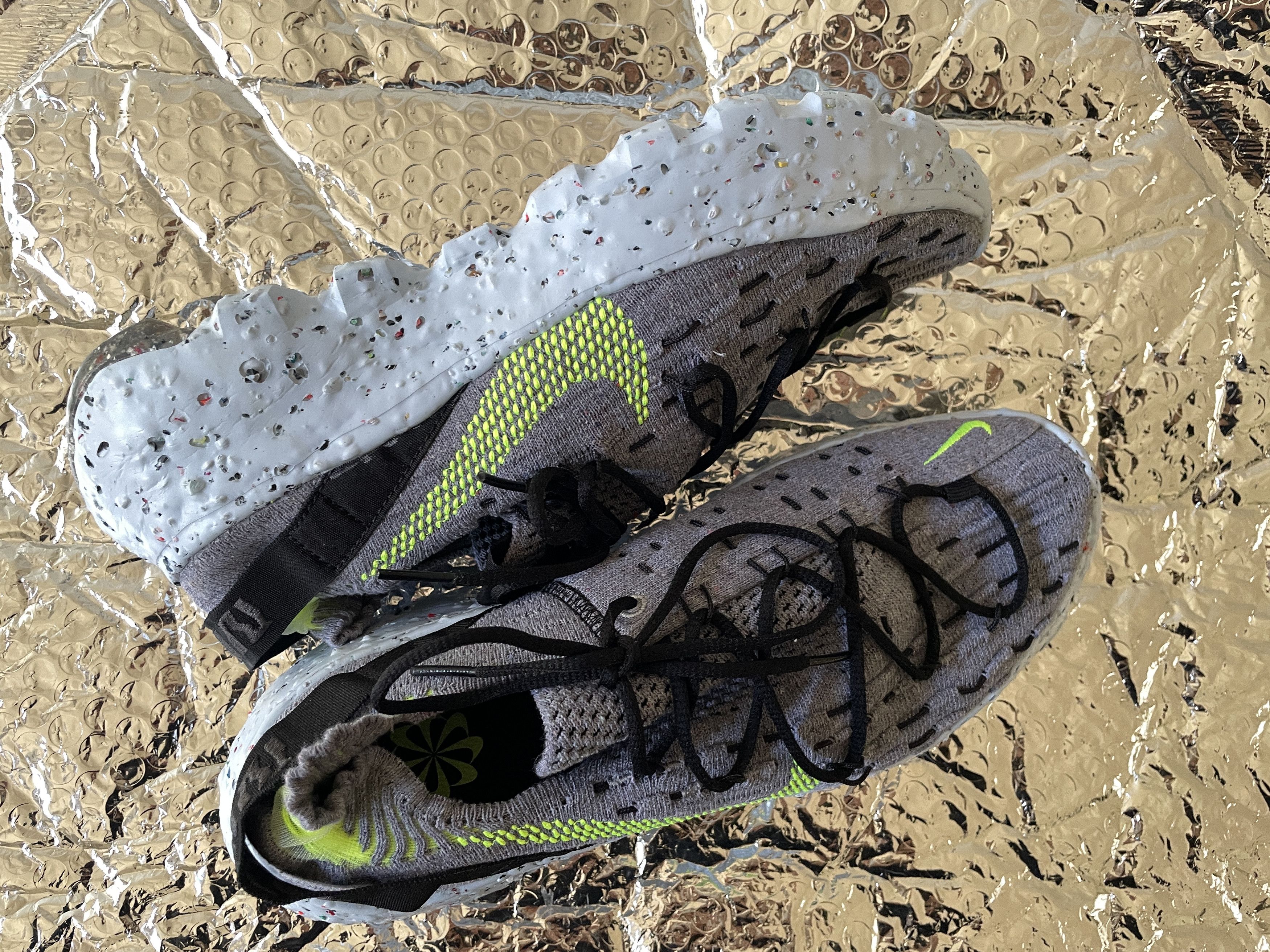 Nike Space Hippie 04 Grey Volt Size US 8 / EU 41 - 2 Thumbnail