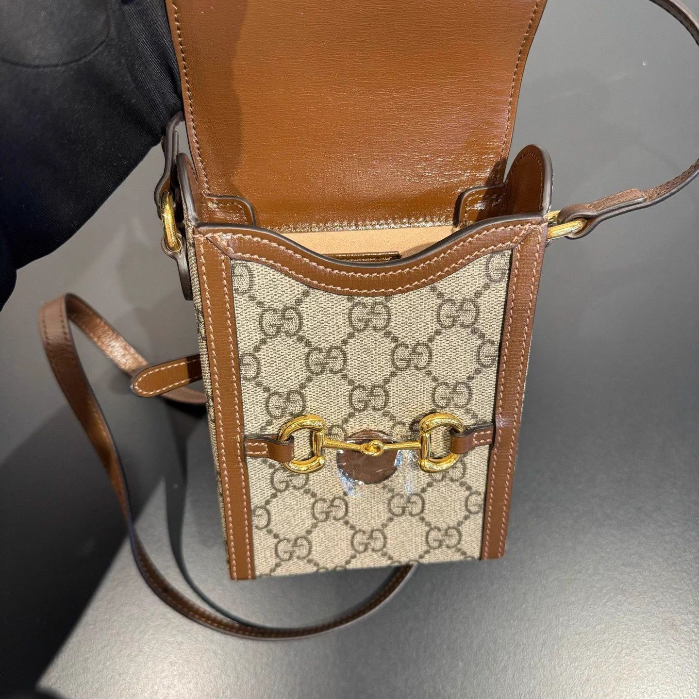Gucci Gucci 1955 Caramel Phone Bag Size ONE SIZE - 5 Thumbnail