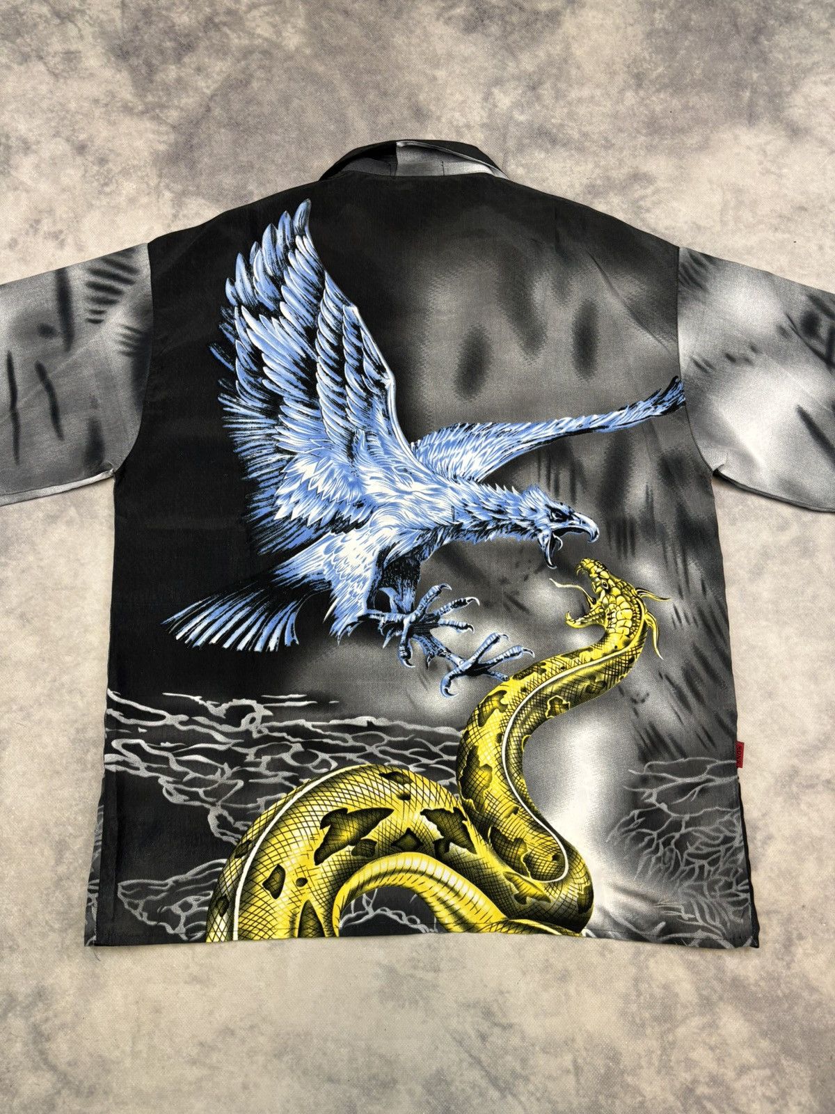 Japanese Brand × Vintage Vintage Japanese Short Sleeve Shirt Eagle Snake 90s y2k drip Size US XL / EU 56 / 4 - 3 Thumbnail