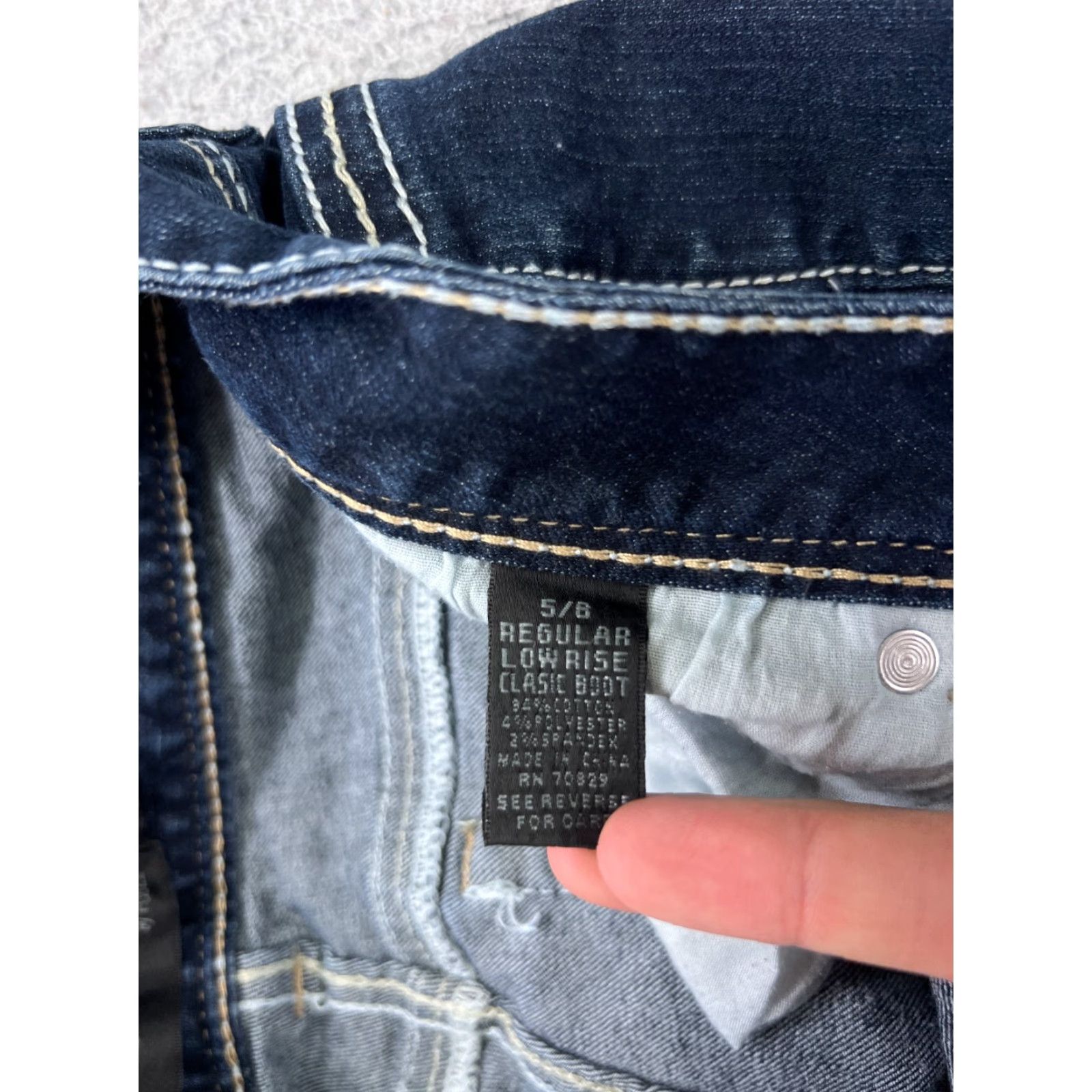 Vintage VINTAGE Rue21 Women's Jeans Pants 5 Blue Denim Low Rise Distressed Bootcut Slim Fit 31in Inseam Size 27" / US 4 / IT 40 - 7 Thumbnail