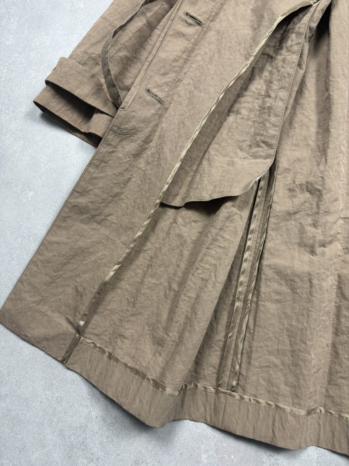 Burberry Burberry Runway Showroom Sample Trench Coat In Taupe Beige Size S / US 4 / IT 40 - 23 Thumbnail