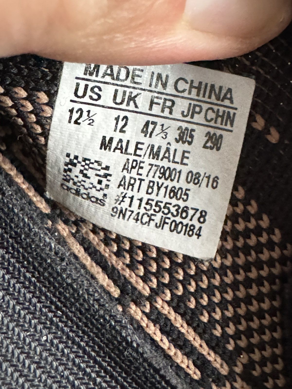 Adidas ADIDAS YEEZY BY1605 size UK12 / US12.5 study all photos well Size US 12.5 / EU 45-46 - 16 Thumbnail