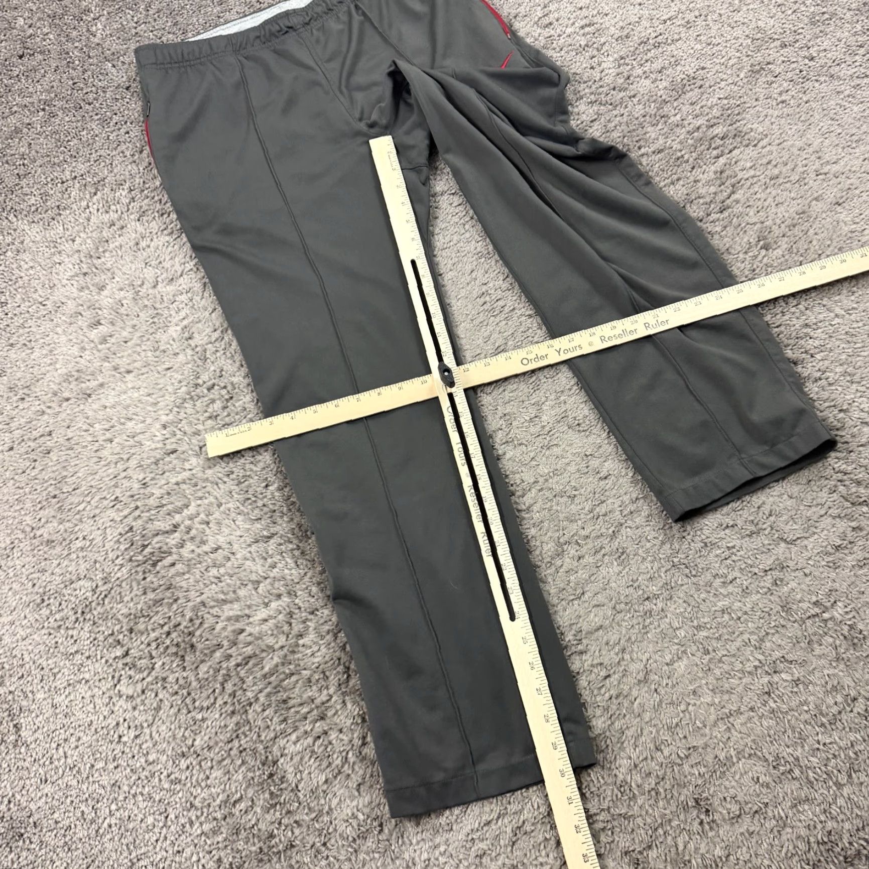 Nike Nike Sweatpants Mens S Gray Fleece Drawstring Pockets Breathable Sports Style Size US 31 - 6 Thumbnail