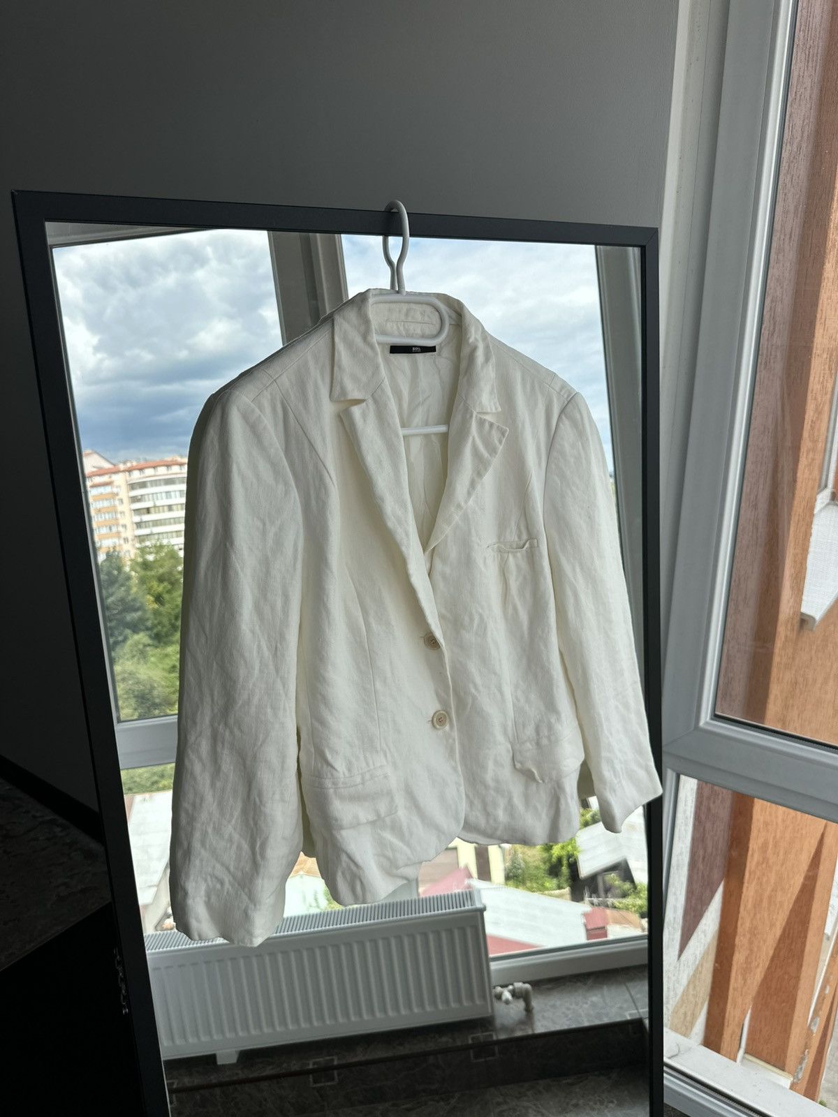 Hugo Boss Hugo Boss Women’s White Linen Blazer “Jamila” Size 40EU/ 8US Size M / US 6-8 / IT 42-44 - 1 Thumbnail