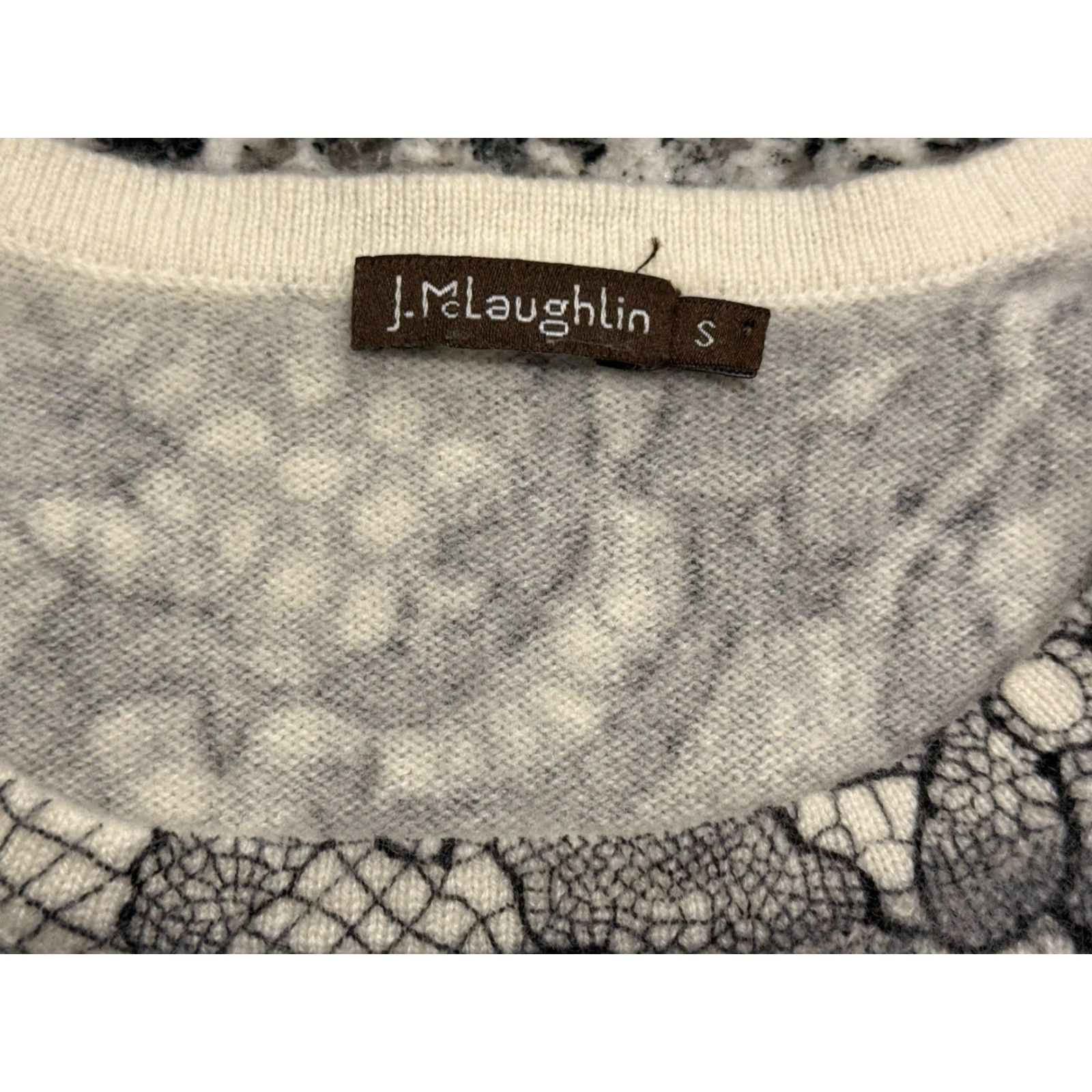 J.McLaughlin VINTAGE J. McLaughlin Gray Paisley Floral 100% Cashmere Crew Neck Sweater S Womens Gray Paisley Floral Pullover Seasonal Knitwear Size S / US 4 / IT 40 - 5 Thumbnail
