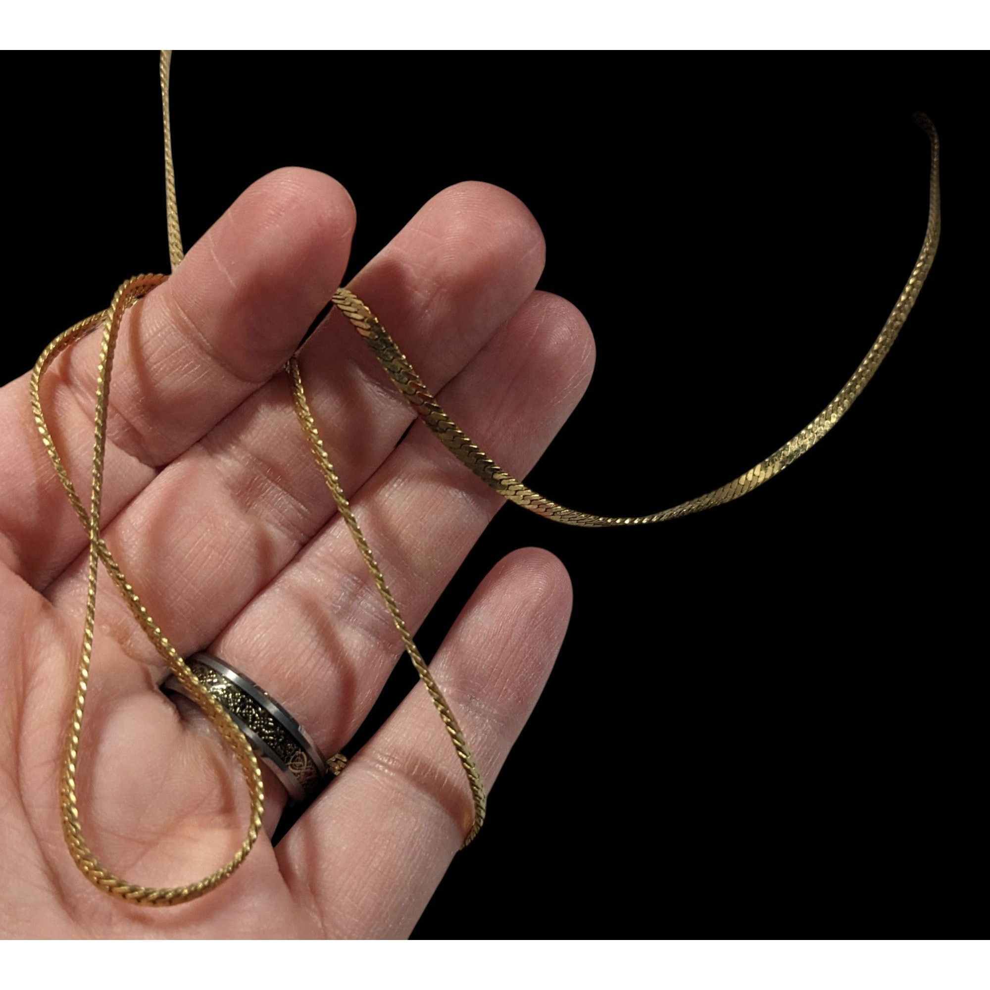 Other Simple Elegant Gold Tone Flat Chain Necklace Size ONE SIZE - 5 Thumbnail