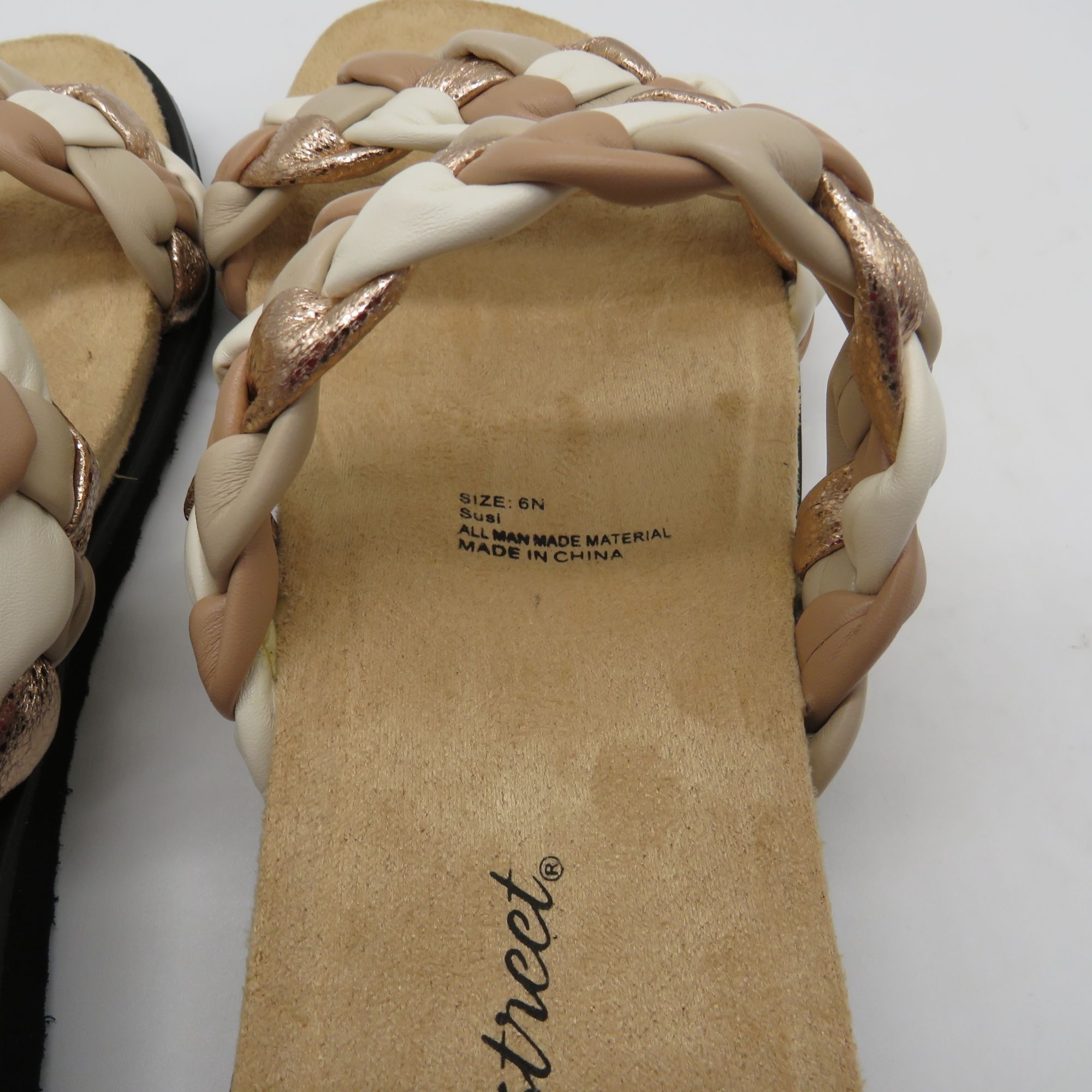 Other Easy Street Susi Womens Natural Woven Slide Sandals Size 6 N Size US 6 / IT 36 - 8 Thumbnail
