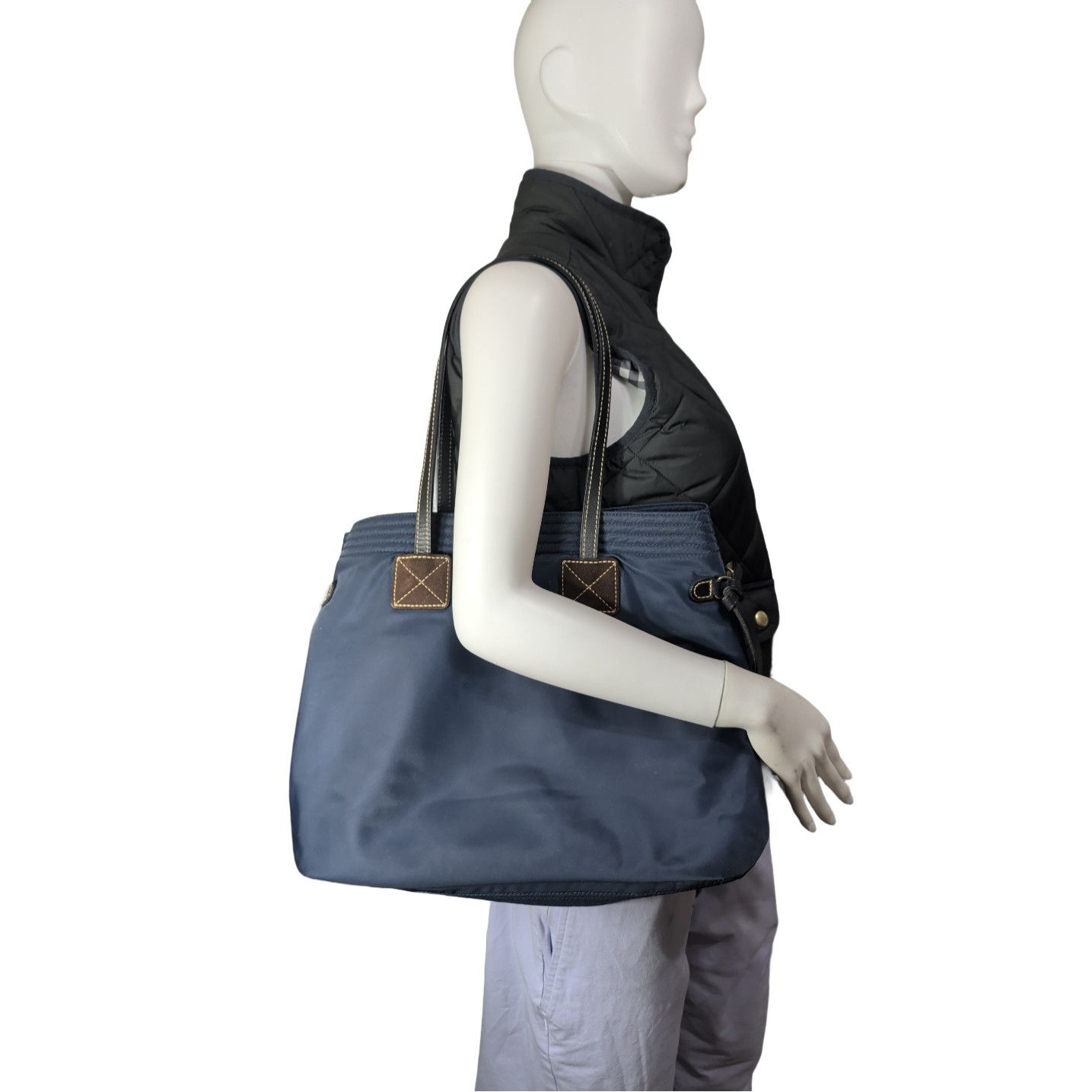 Dooney & Bourke AUTH Dooney & Bourke Blue Nylon Shoulder Tote Expandable Size ONE SIZE - 8 Thumbnail
