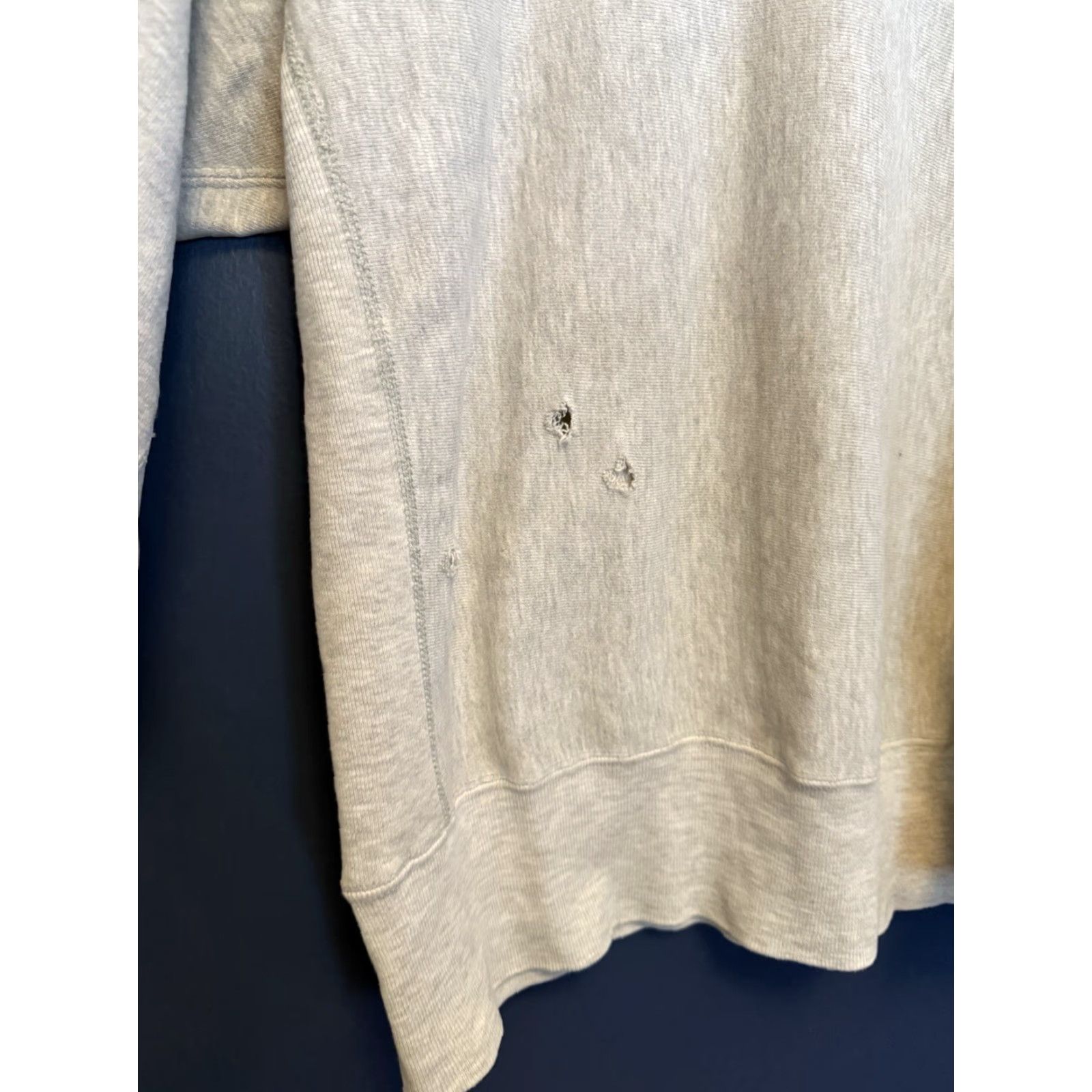 Champion VINTAGE Champion Sweatshirt 90s Reverse Weave Gray XL Men Pullover Flawed Size XL Size US XL / EU 56 / 4 - 4 Thumbnail