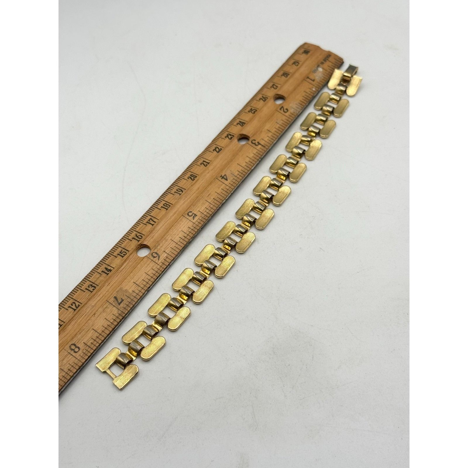 Vintage Vintage gold tone panel link bracelet Size ONE SIZE - 6 Thumbnail