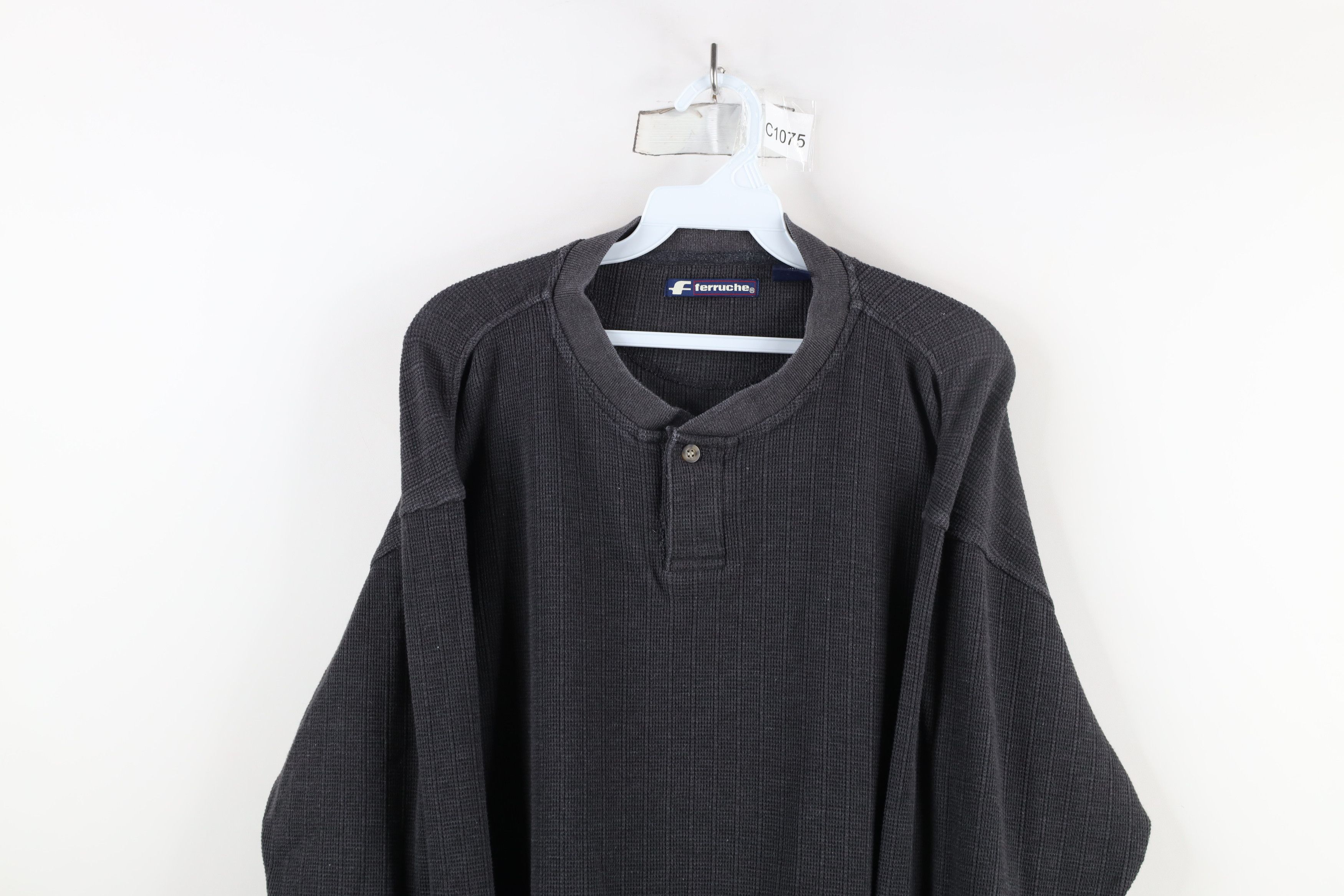 Vintage Vintage 90s Streetwear Ribbed Knit Henley T-Shirt Gray Size US L / EU 52-54 / 3 - 2 Thumbnail