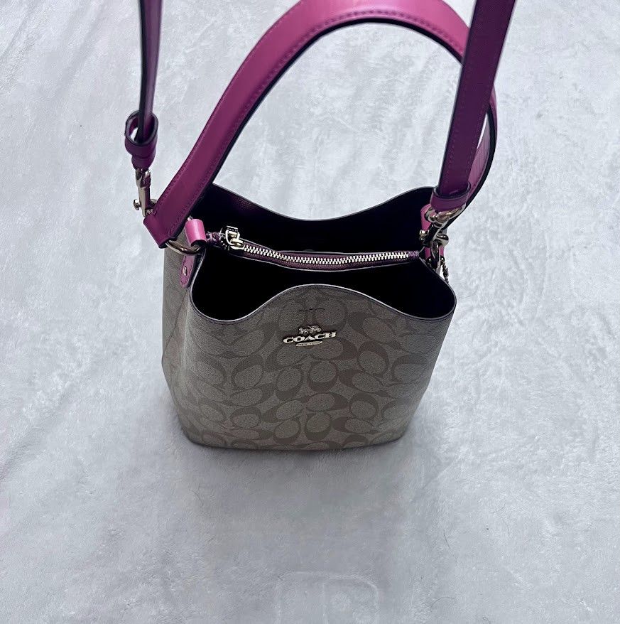 Coach Coach Small Bucket Bag Size ONE SIZE - 1 Thumbnail