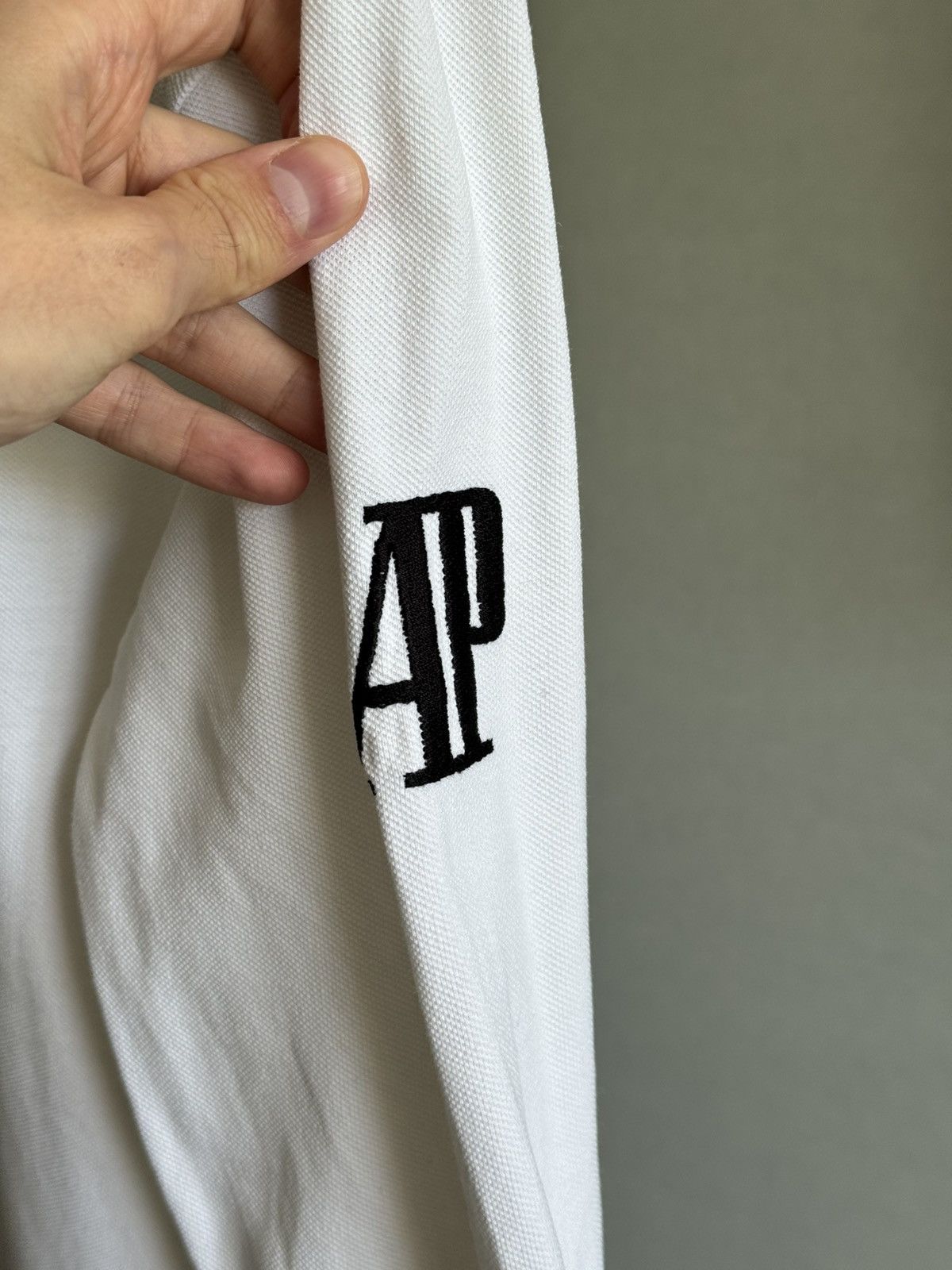 Audemars Piguet AP vintage long sleeve Size US M / EU 48-50 / 2 - 7 Thumbnail