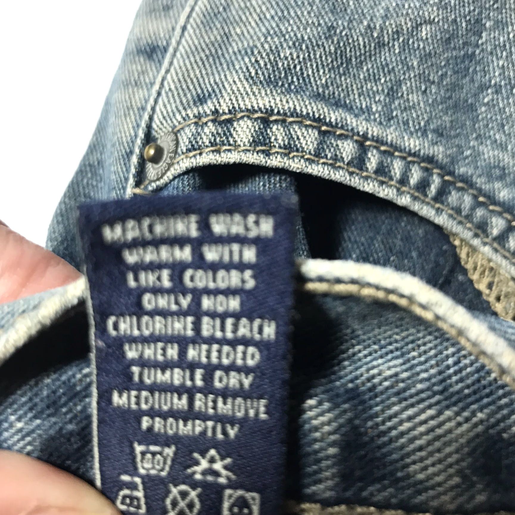 American Eagle Outfitters American Eagle Denim Skirt Womens Size 6 Midi Casual Travel Workwear Blue Cotton Zipper Pockets 90s Size 28" / US 6 / IT 42 - 5 Thumbnail