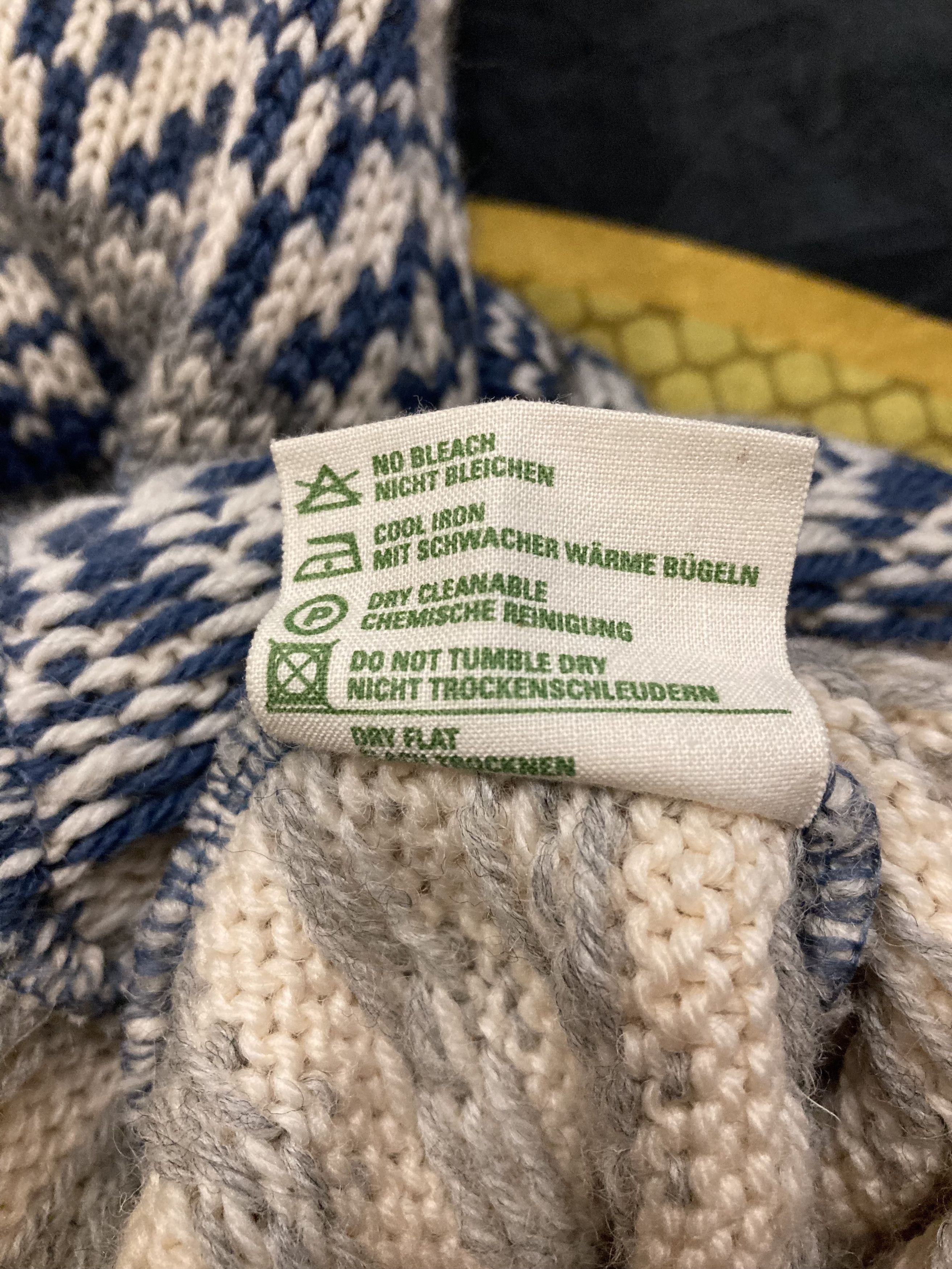Dale Of Norway Vintage Cardigan 100% Pure Wool Knitted Icelandic Woolen Size M / US 6-8 / IT 42-44 - 7 Thumbnail