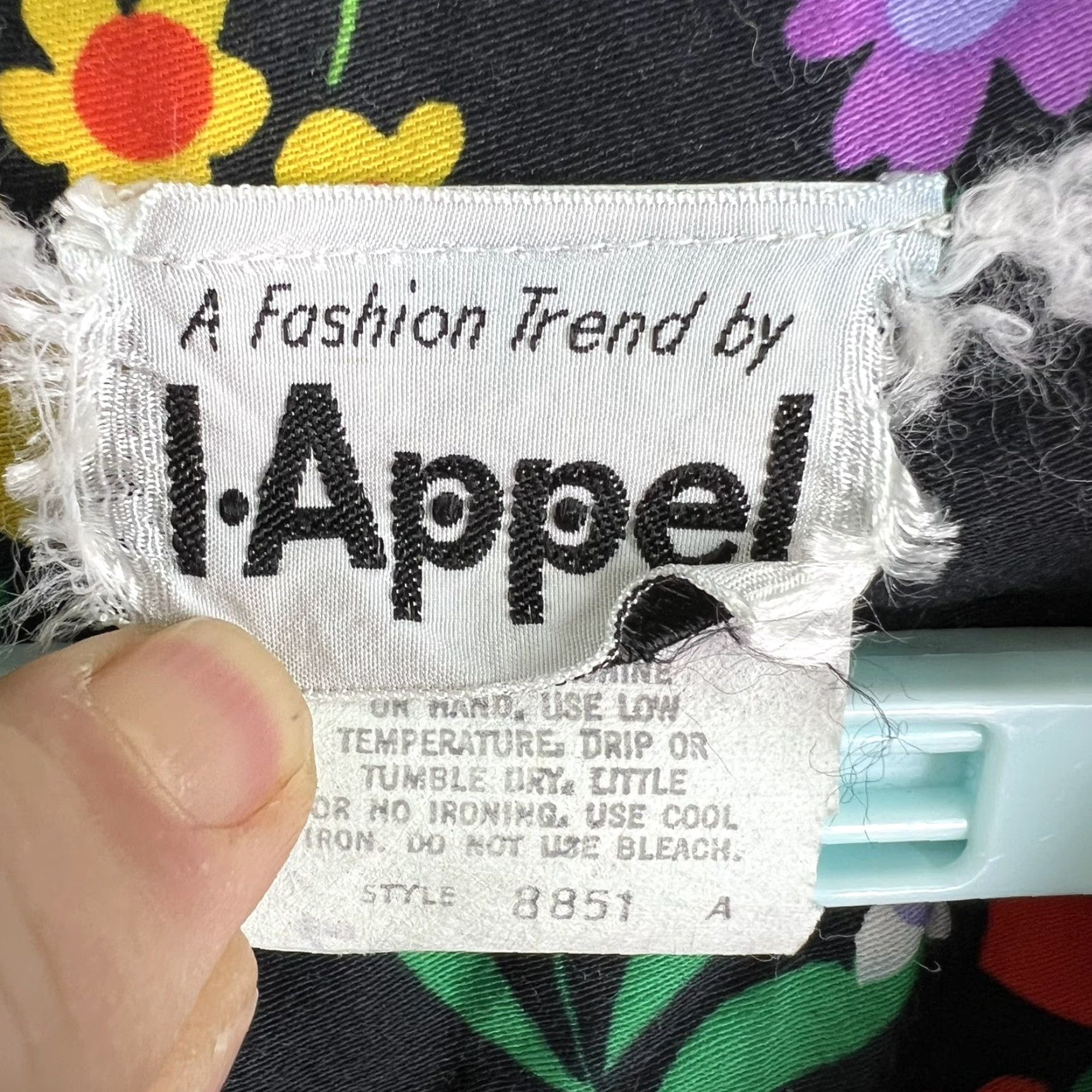Vintage VINTAGE I Appel Floral Collared Button Front Shirt Dress Womens L Black Pockets 90s Style Mens Womens Size L / US 10 / IT 46 - 6 Thumbnail