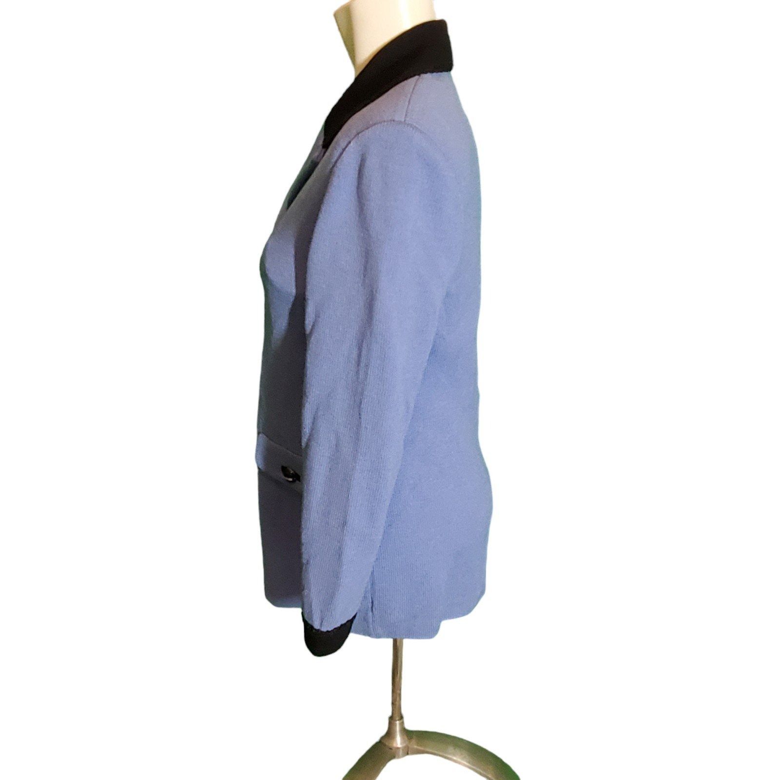 St. John St. John Coll. Vintage Wool Knit Jacket Blazer Ornate Button Size S / US 4 / IT 40 - 2 Thumbnail