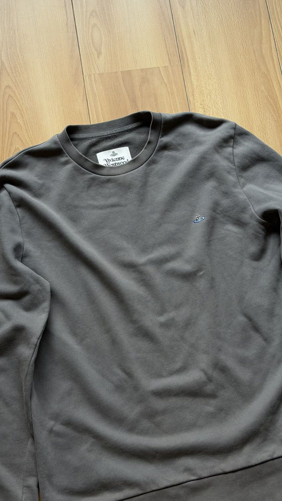 Vivienne Westwood Vivienne Westwood sweatshirt crewneck Size US L / EU 52-54 / 3 - 4 Thumbnail