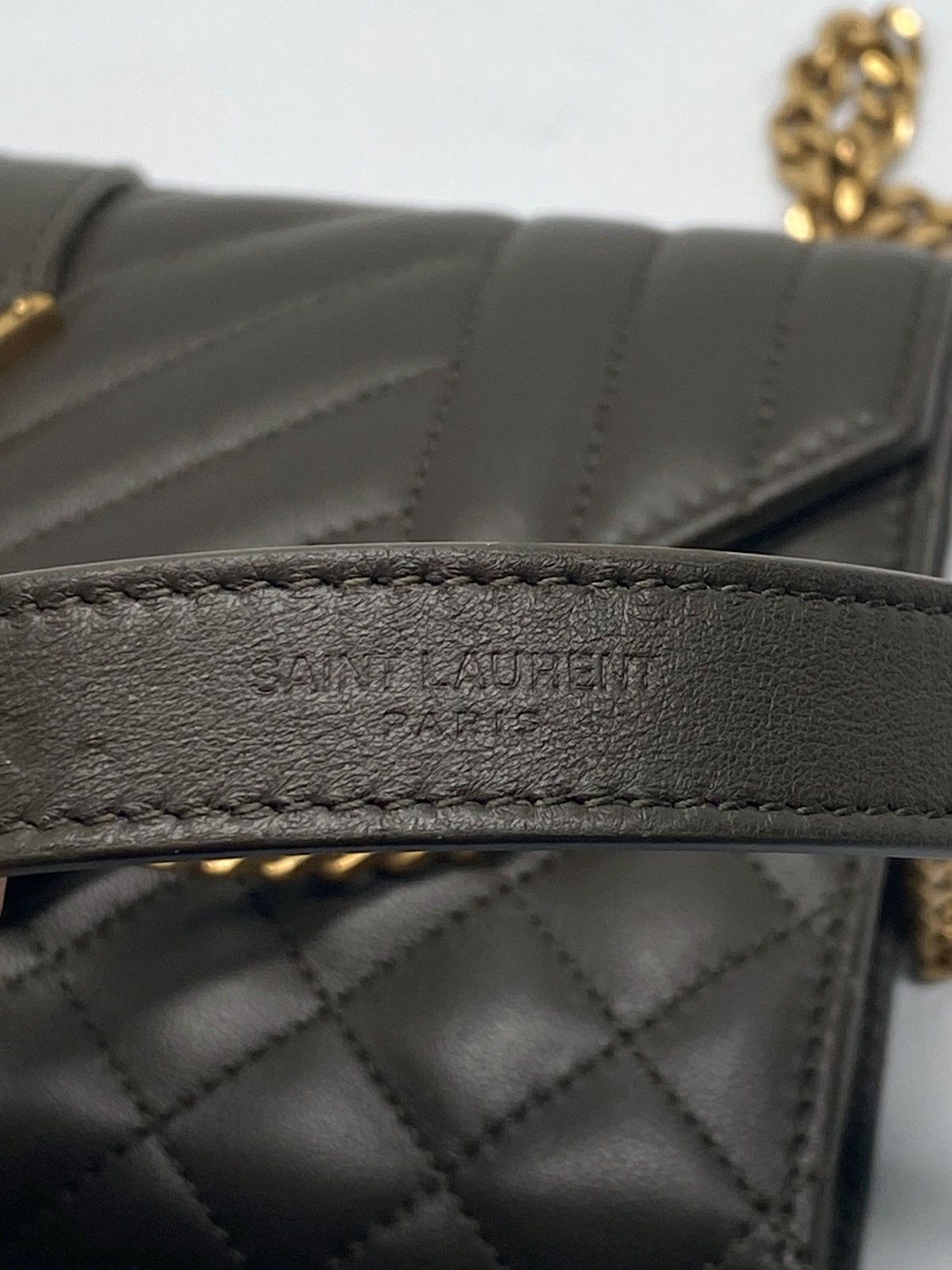 Yves Saint Laurent Saint Laurent Envelope Triquilt Small YSL Shoulder Bag Size ONE SIZE - 12 Thumbnail